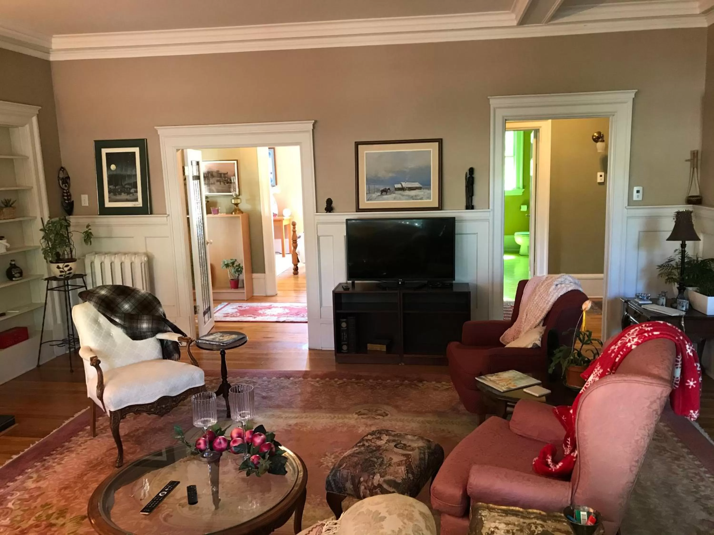 Living room, Seating Area in Stirling House