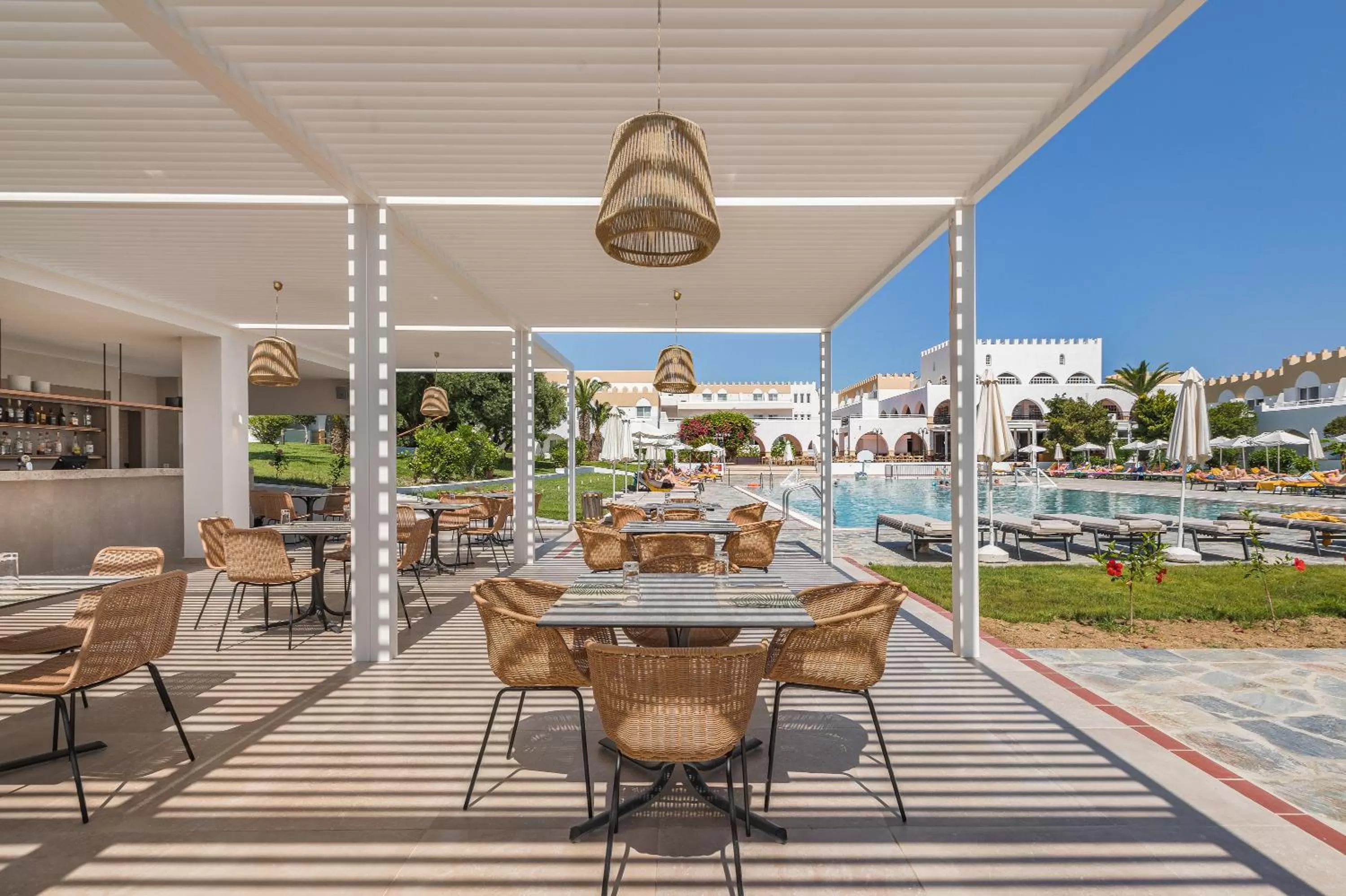 Restaurant/places to eat in Platanista Hotel