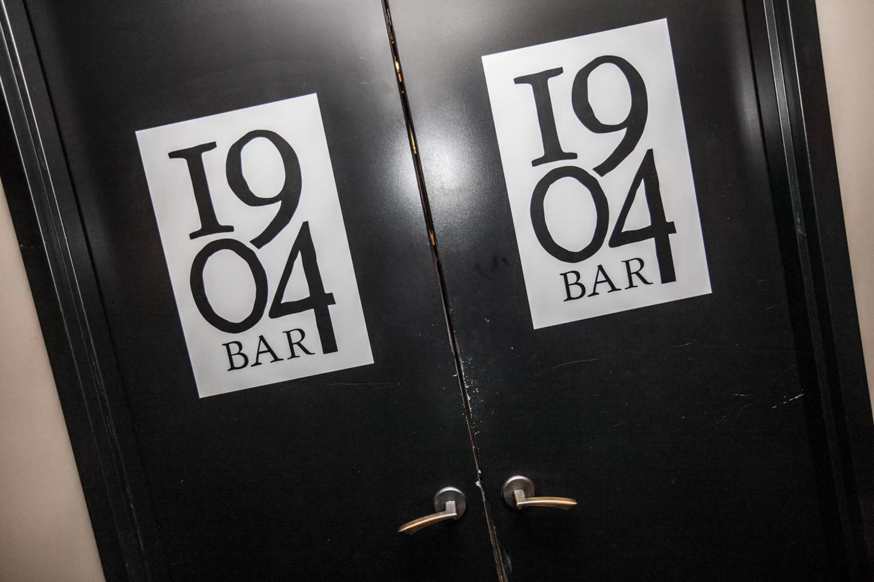 Lounge or bar in Old Stone Inn Boutique Hotel