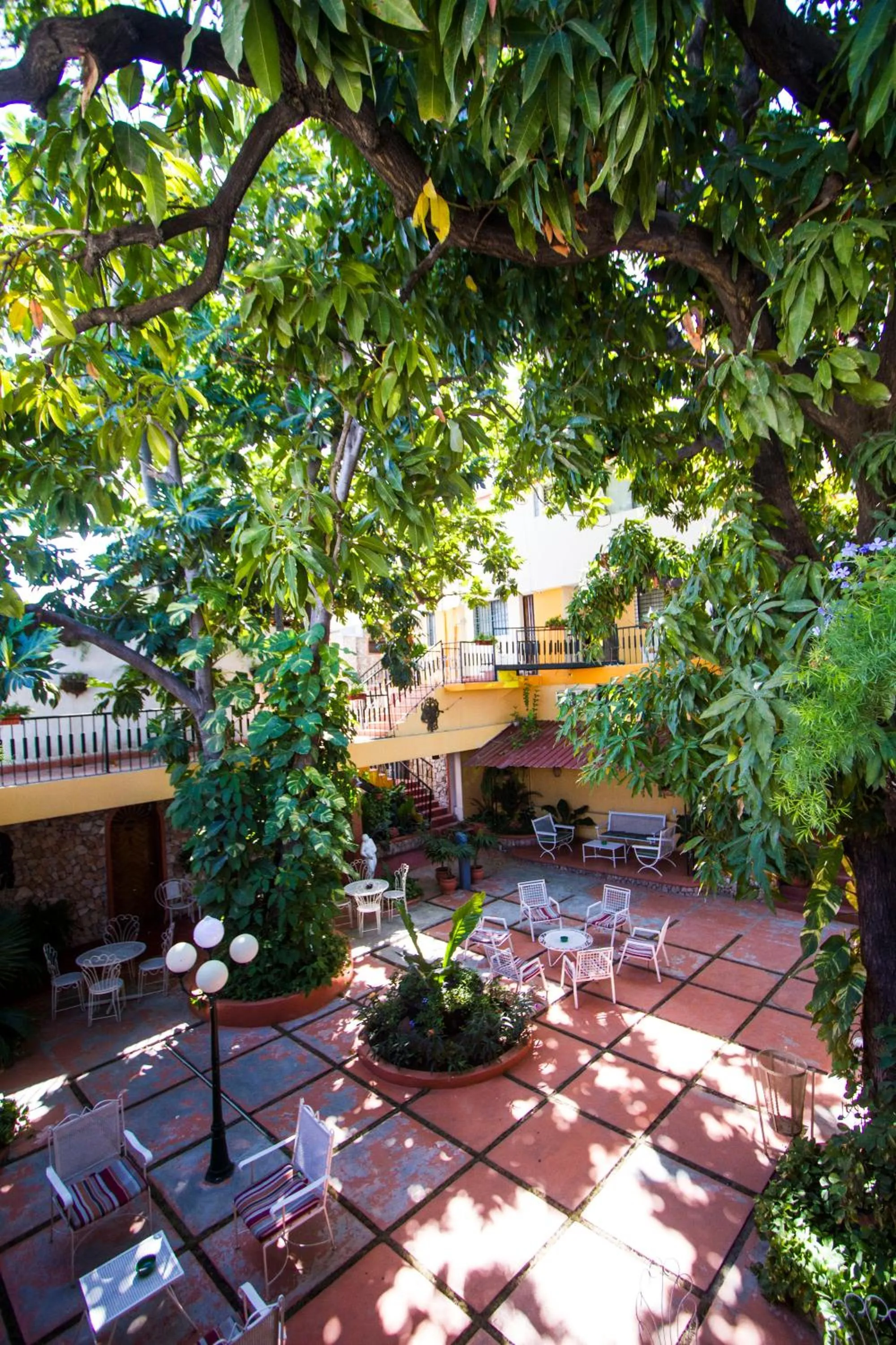 Patio in Ideal Villa Hotel