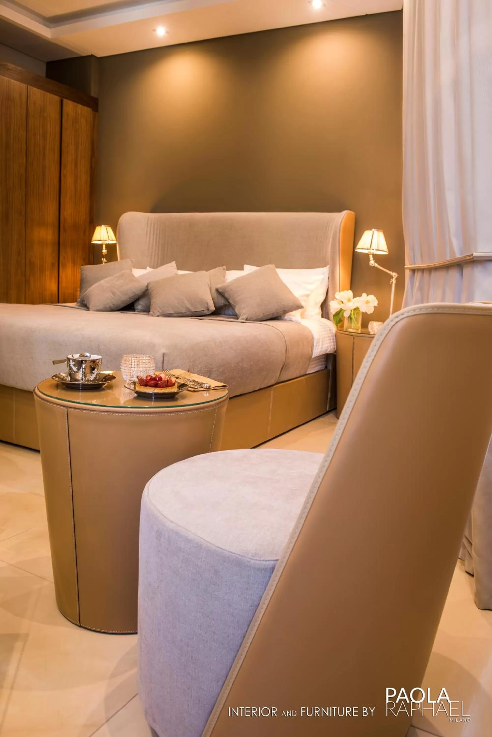 Bedroom, Bed in Royal Tulip Achrafieh