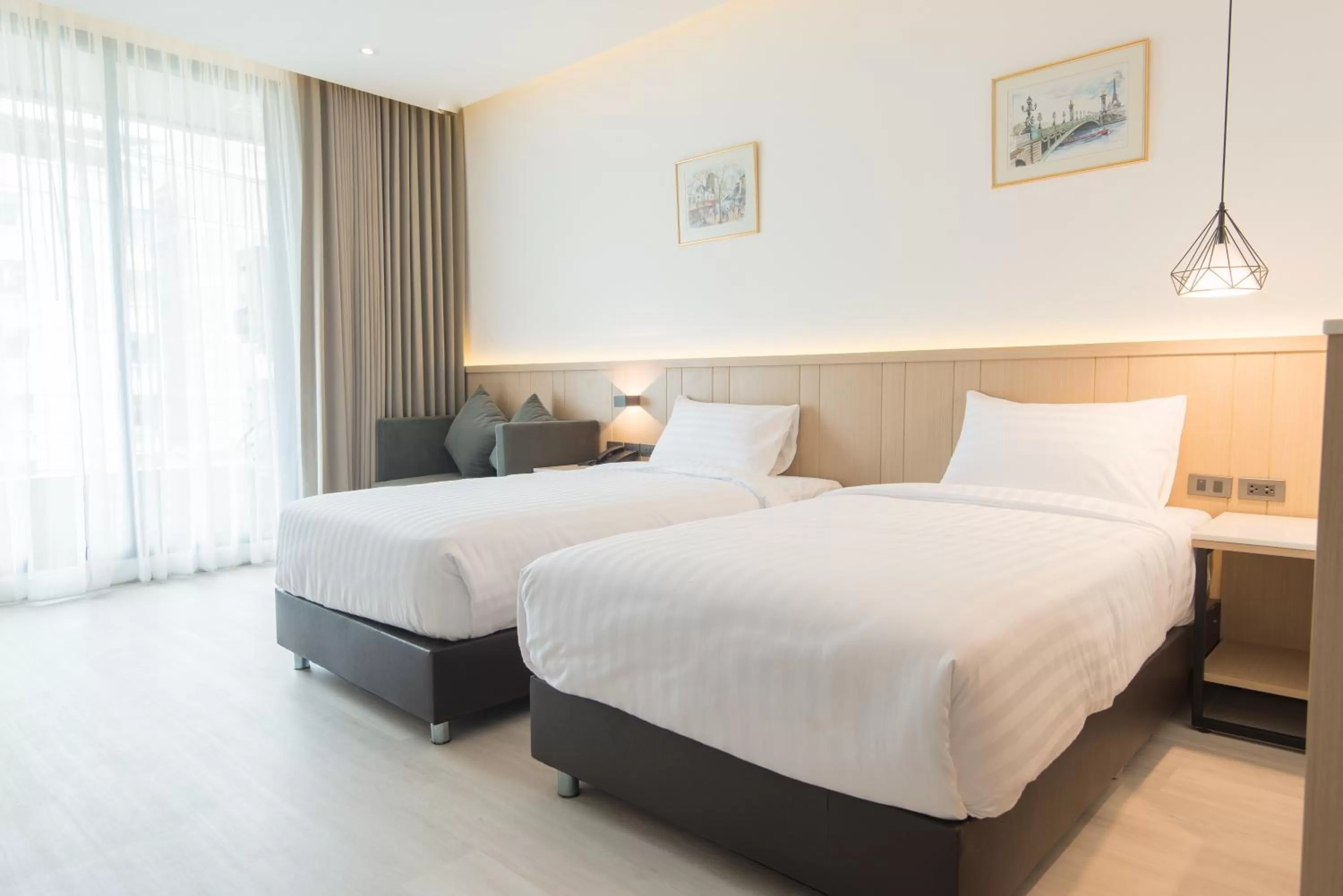 Bed in Madison Bangkok Hotel