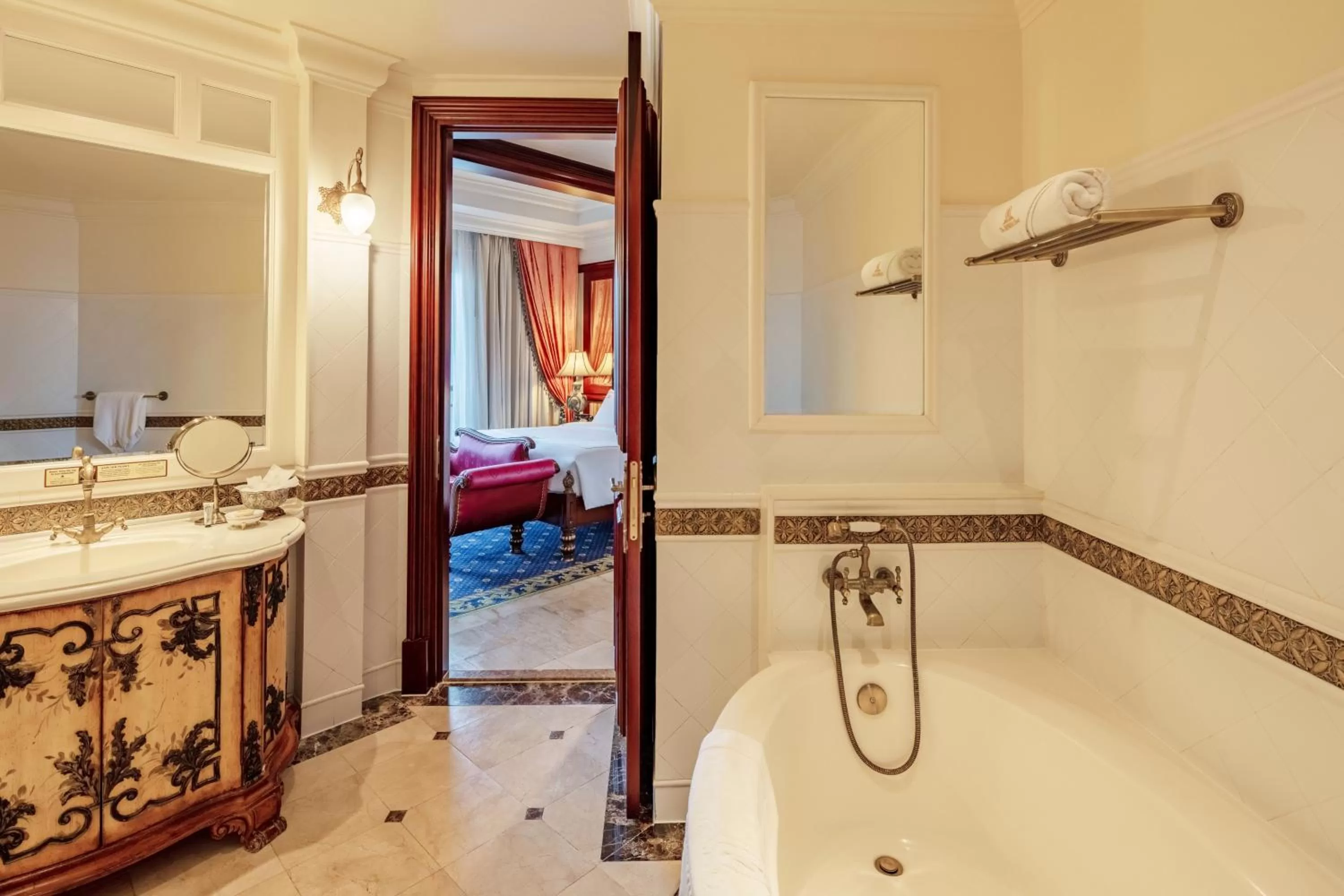 Heritage Deluxe Double Room with Balcony in The IMPERIAL Vung Tau Hotel