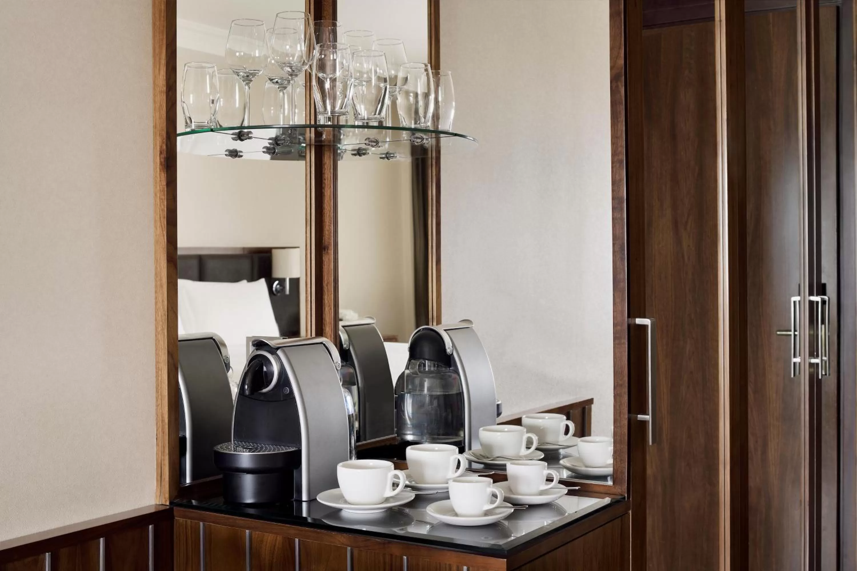 Photo of the whole room in InterContinental Bahrain by IHG