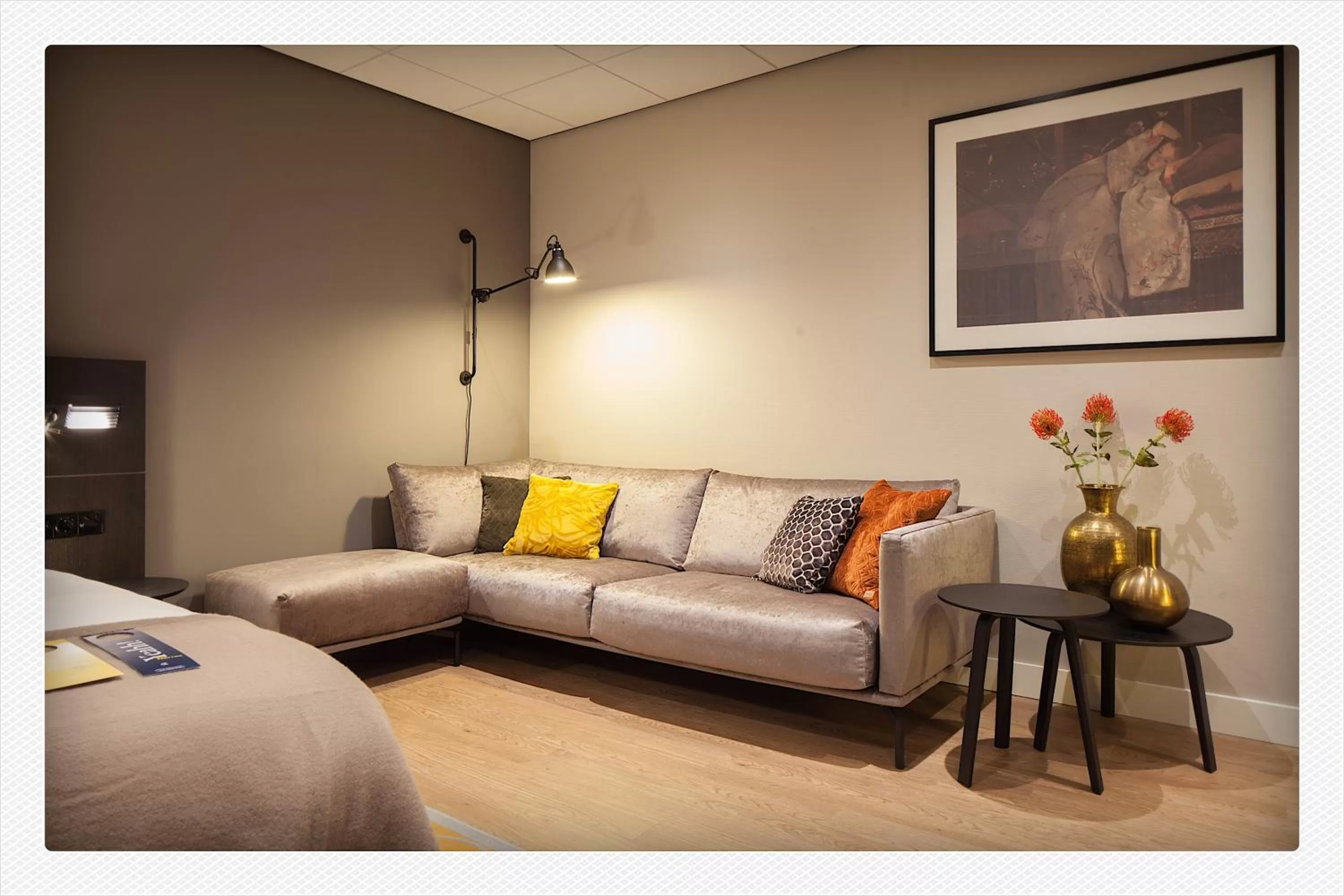 Decorative detail in Golden Tulip Leiden Centre