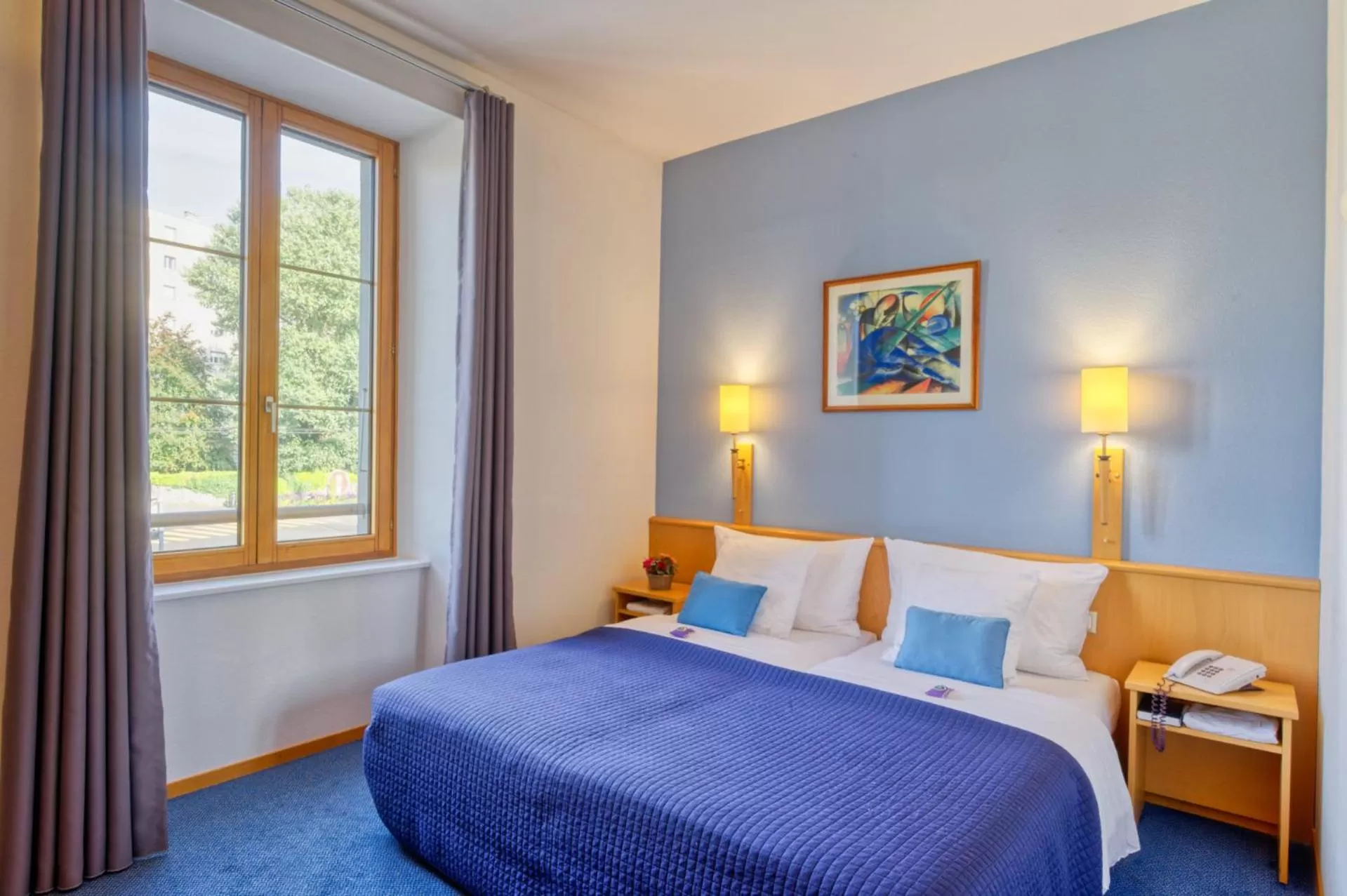 Bedroom, Bed in Hôtel Bon Rivage