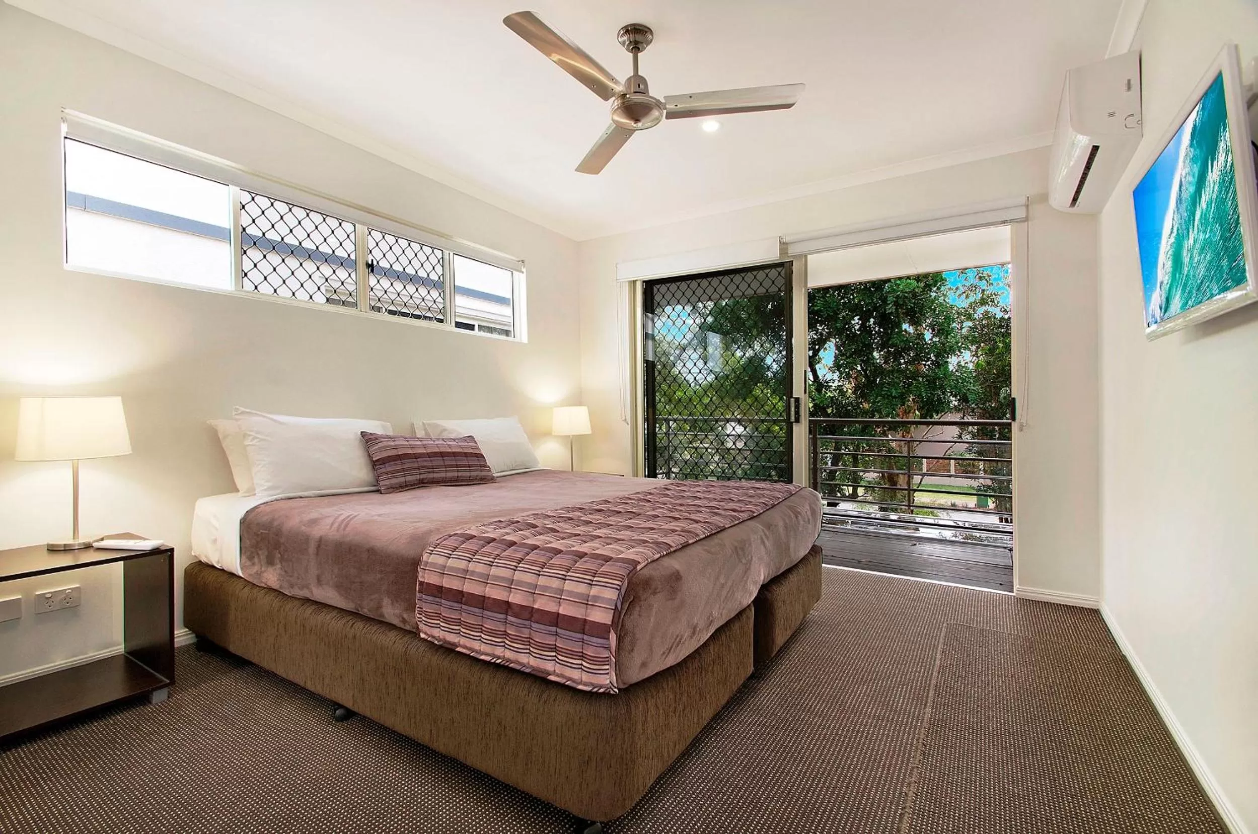 Bed in Ivory Palms Resort Noosa