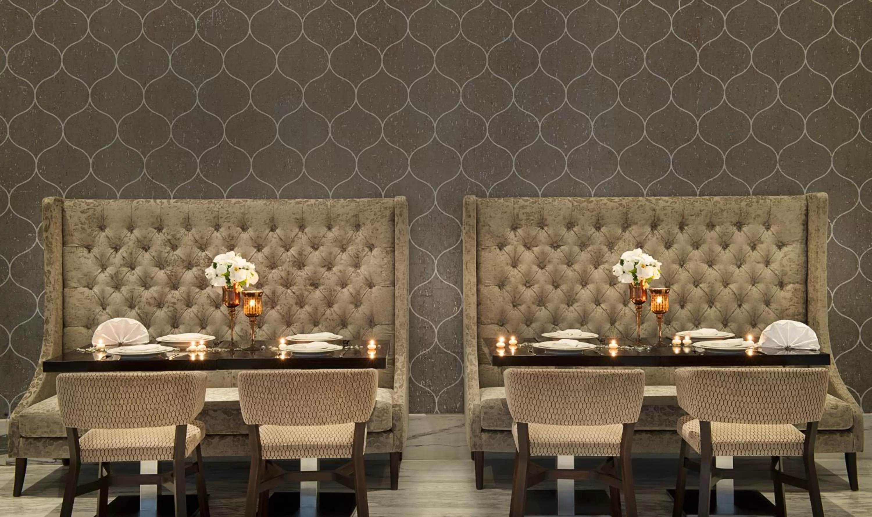 Restaurant/places to eat in Atana Hotel