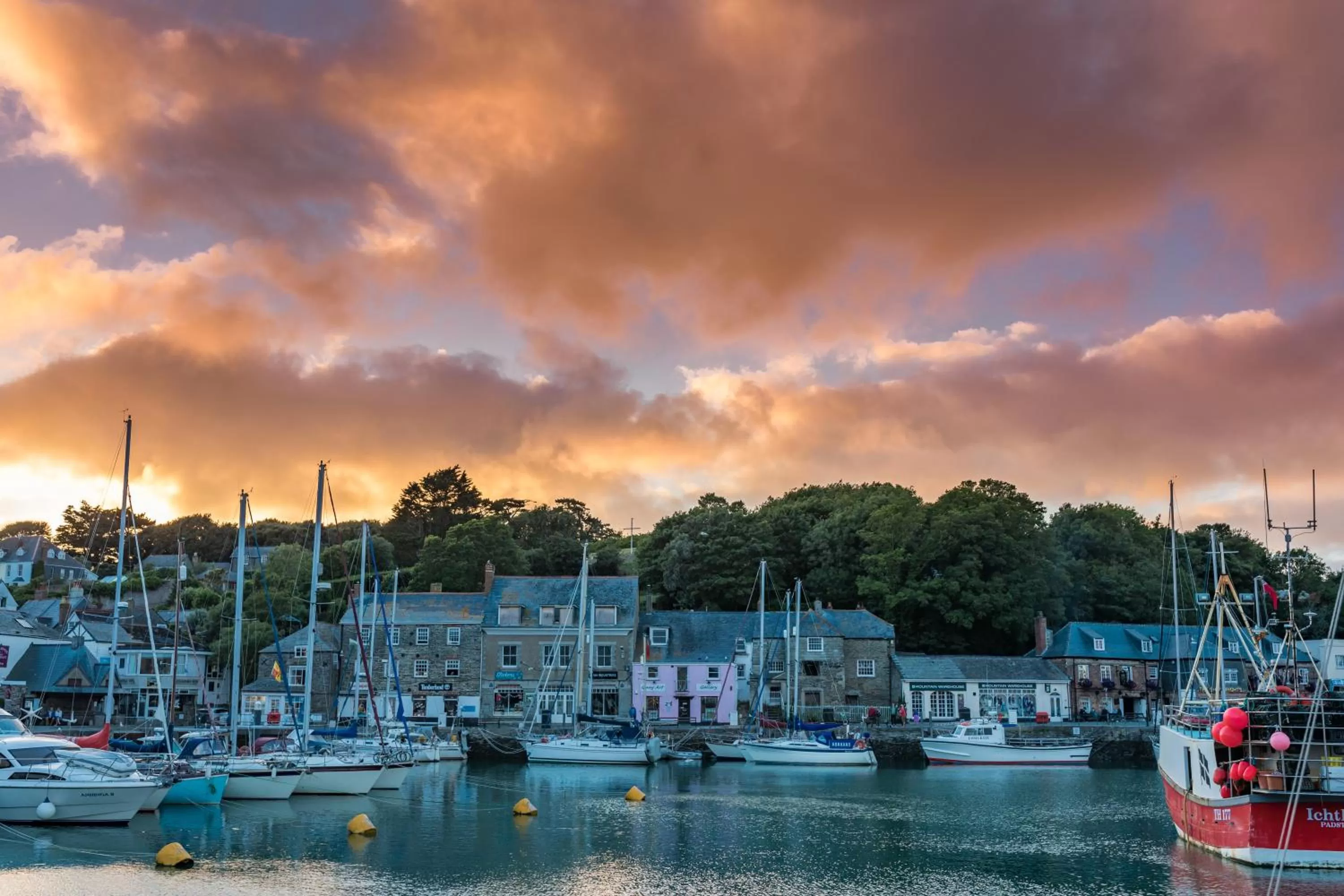 Restaurant/places to eat in The St Enodoc Hotel