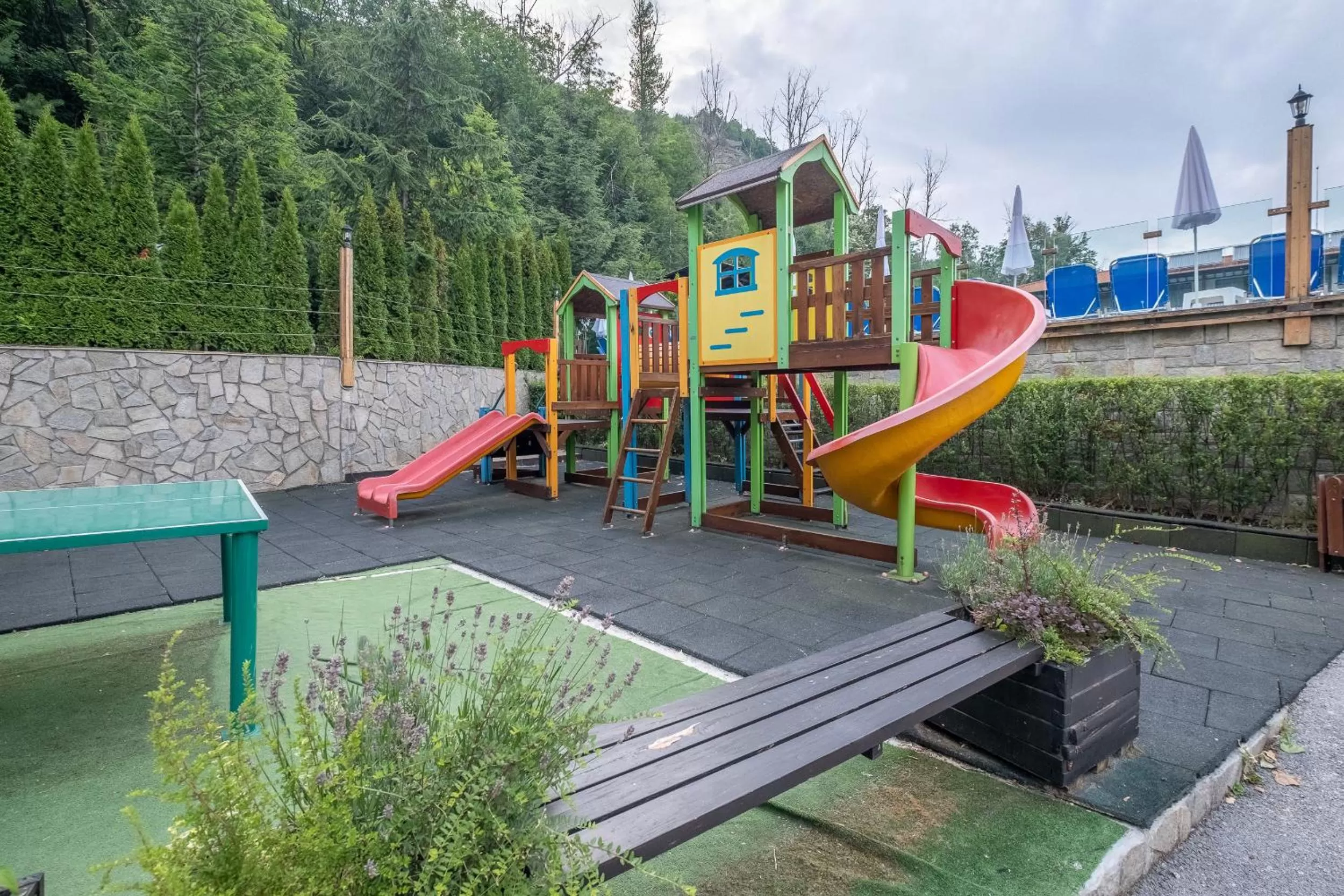 Children play ground in Park Hotel Asenevtsi