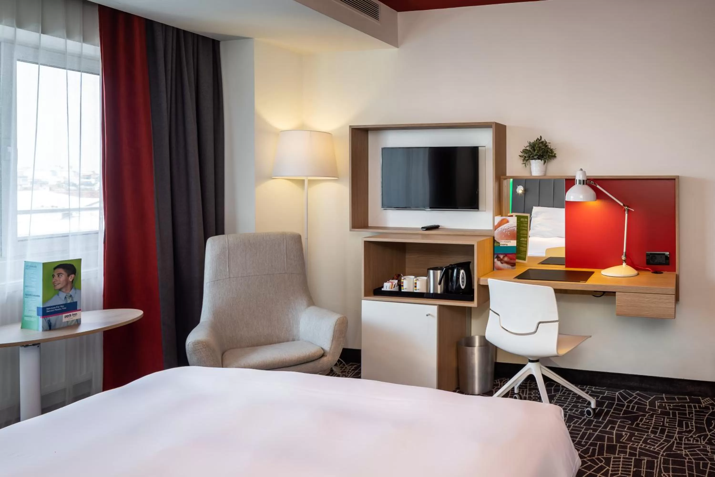 Bedroom, Bed in Park Inn by Radisson Bucharest Hotel & Residence