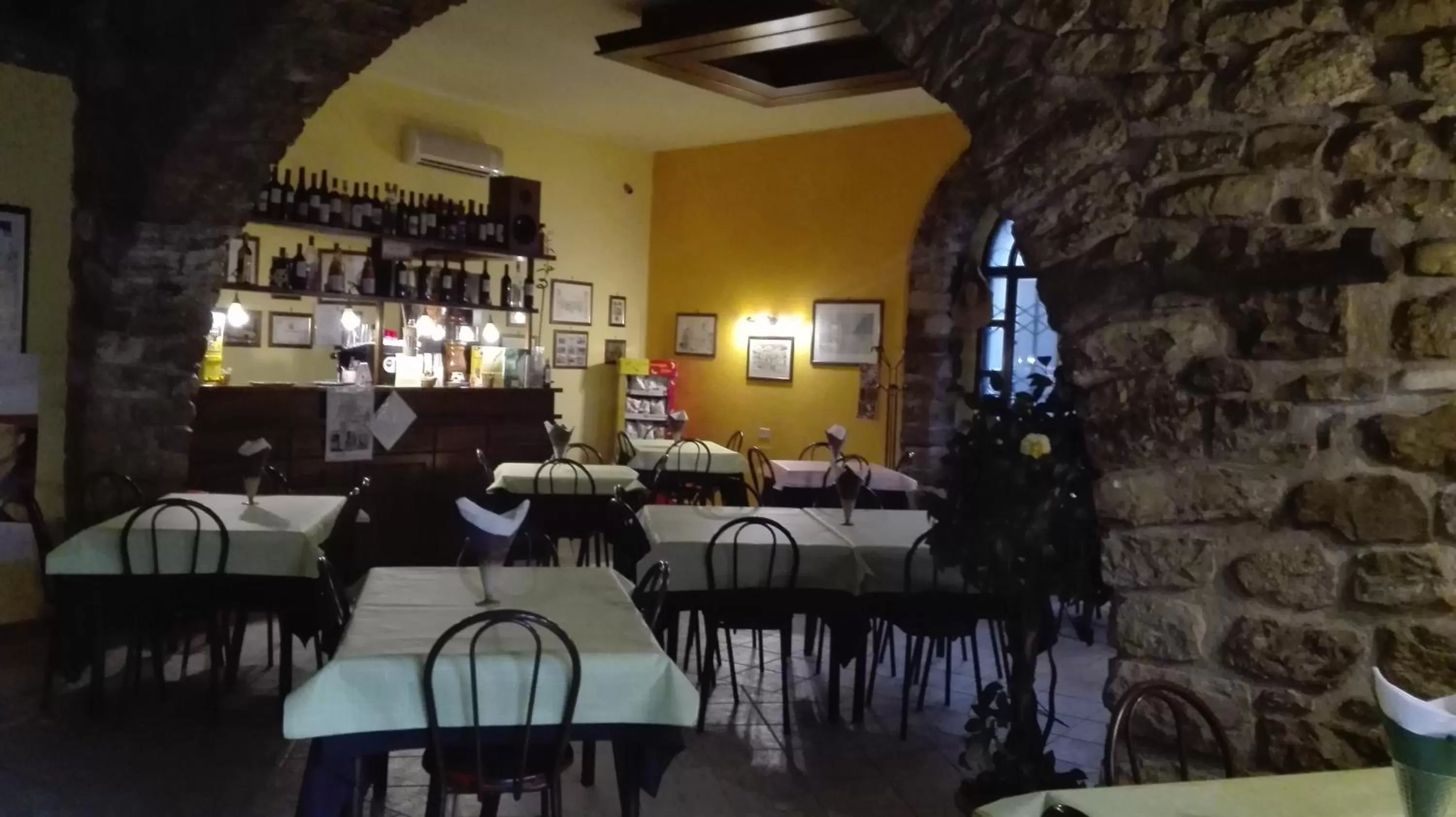 Restaurant/places to eat in Albergo Ristorante Pizzeria Del Viale