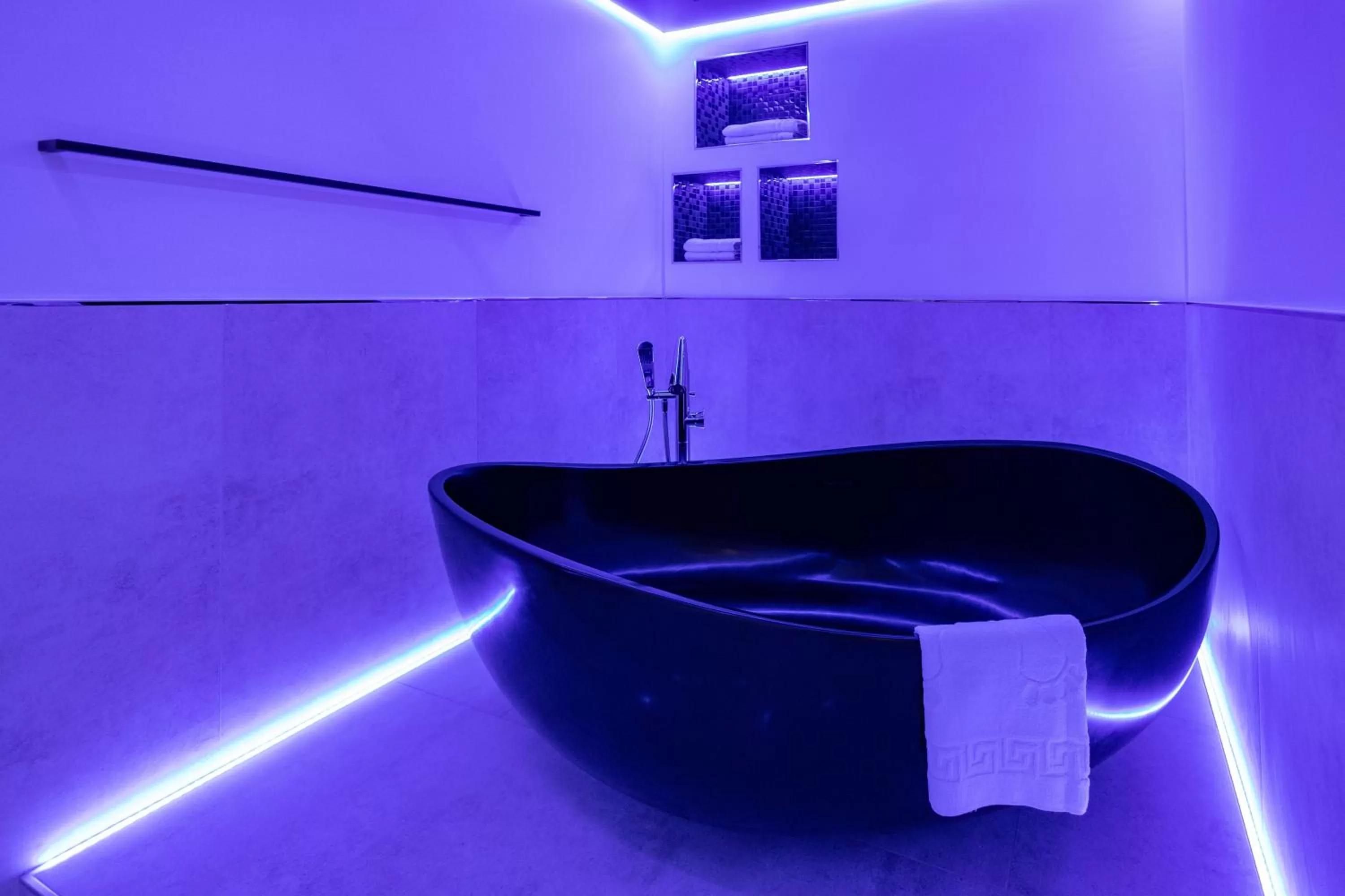 Bath in Hotel Mazuria Country & SPA