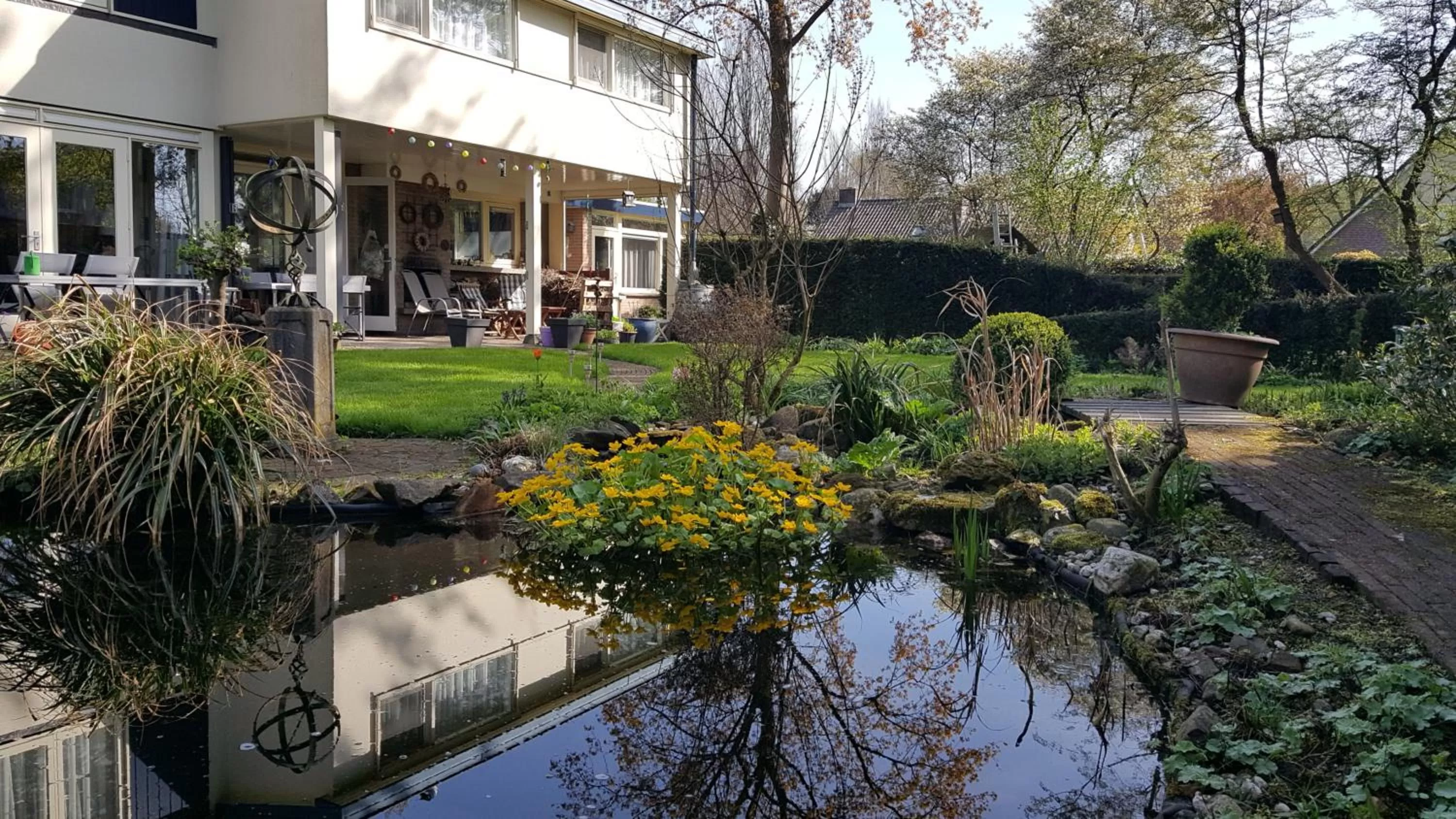 Garden, Property Building in B&B De Slaperije