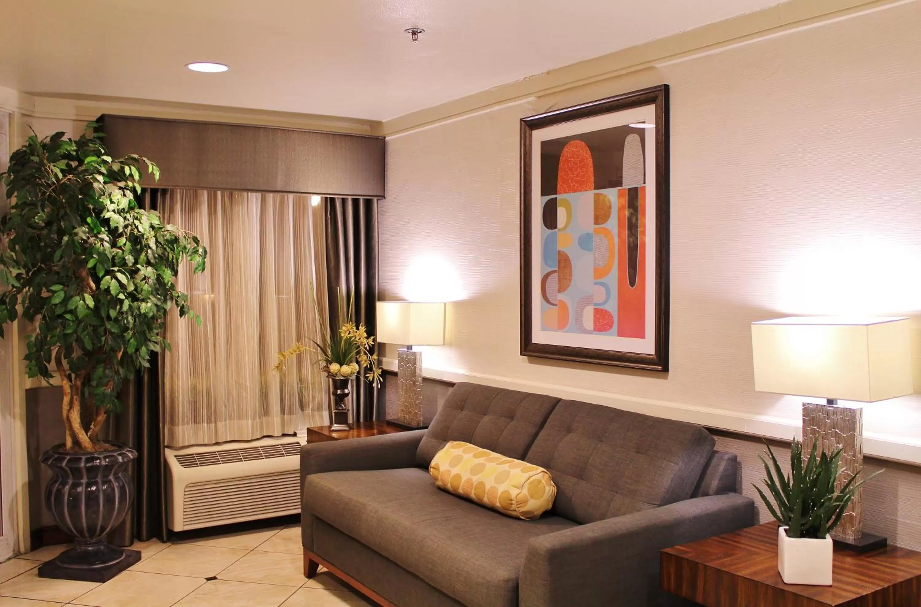 Lobby or reception in Baymont by Wyndham Flagstaff