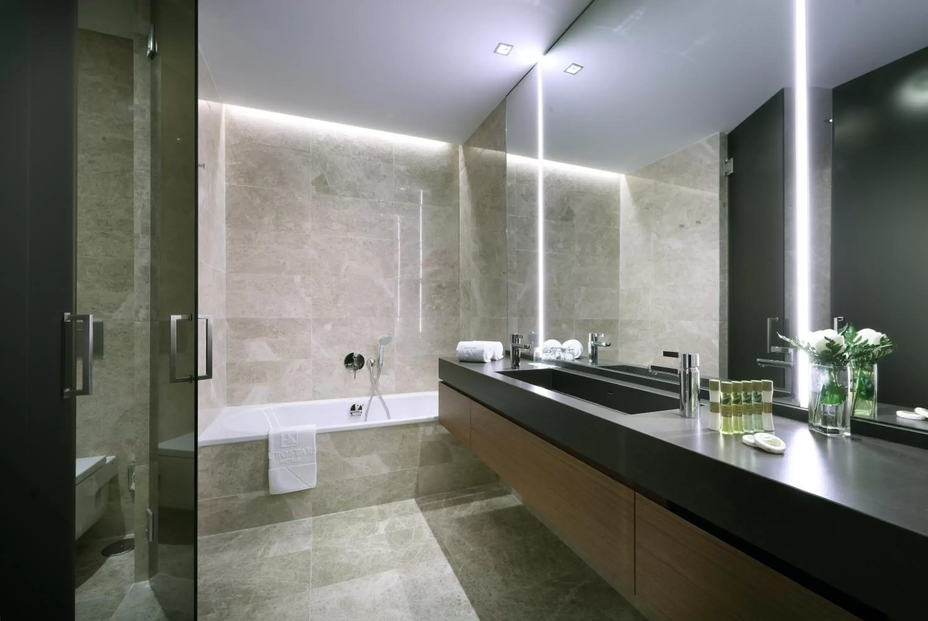 Double Room with Sofa Bed in Eurostars Torre Sevilla Double Room with Sofa Bed in Eurostars Torre Sevilla