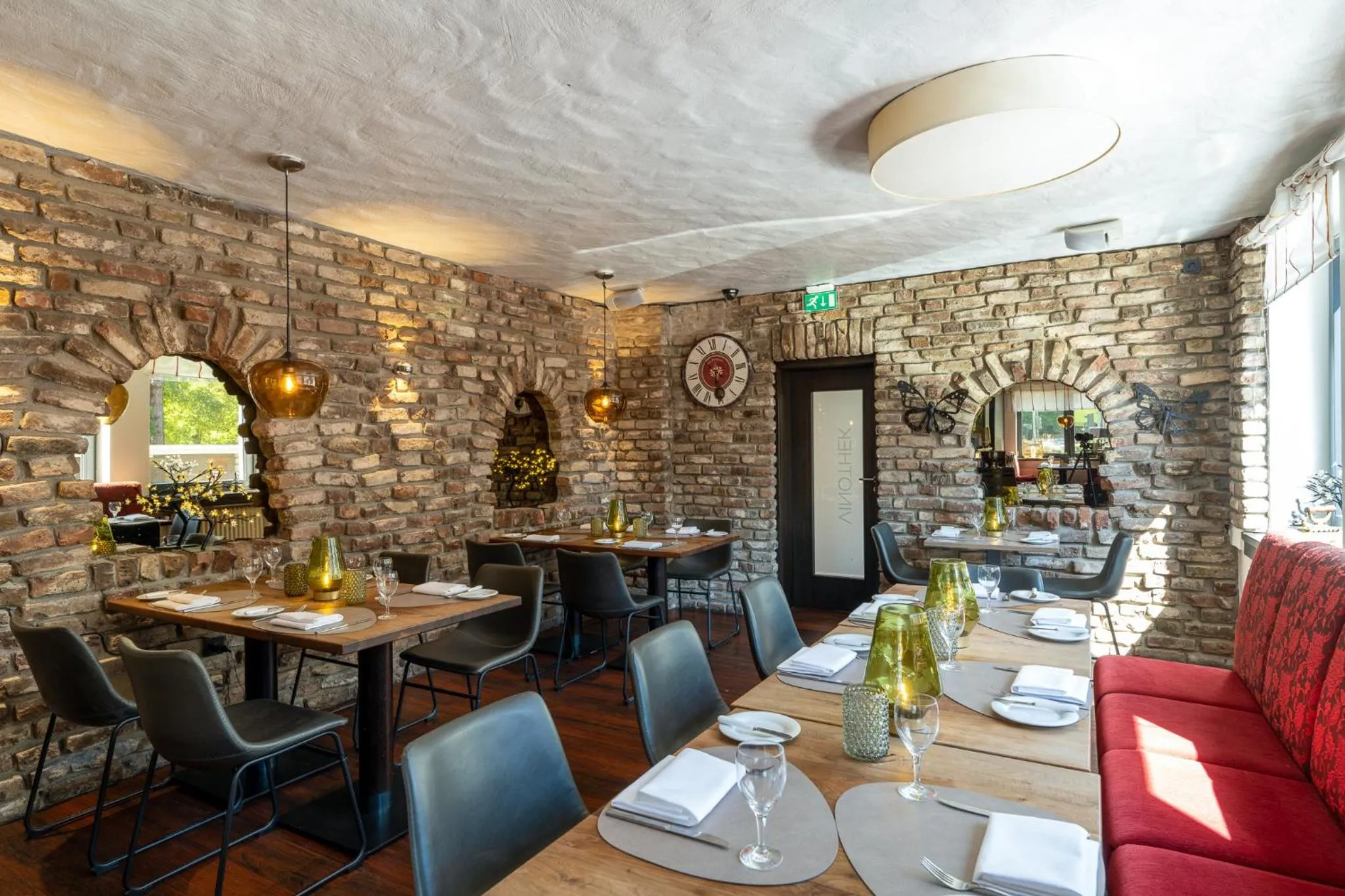 Dining area in Triton