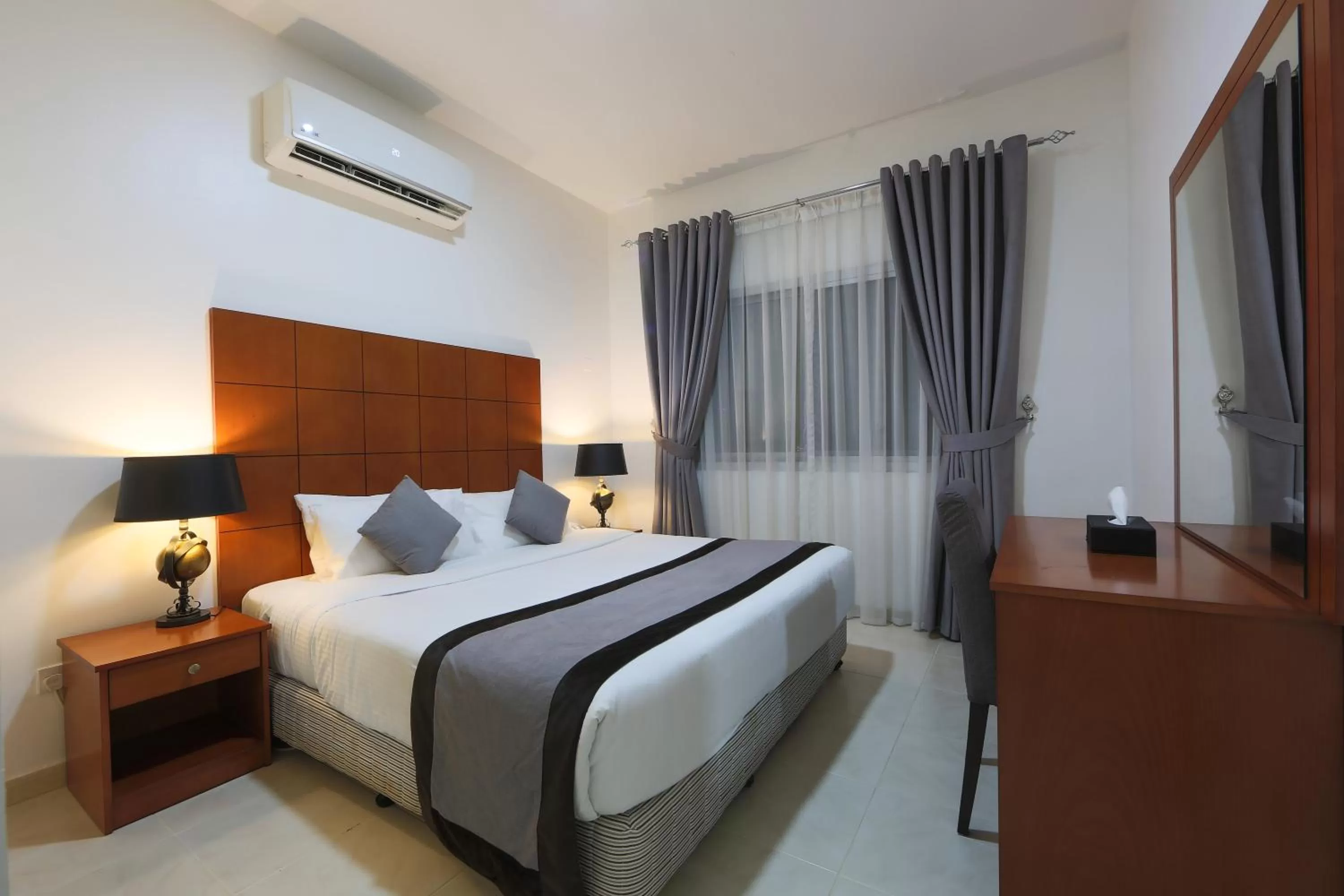 Bedroom, Bed in Nova Park Hotel