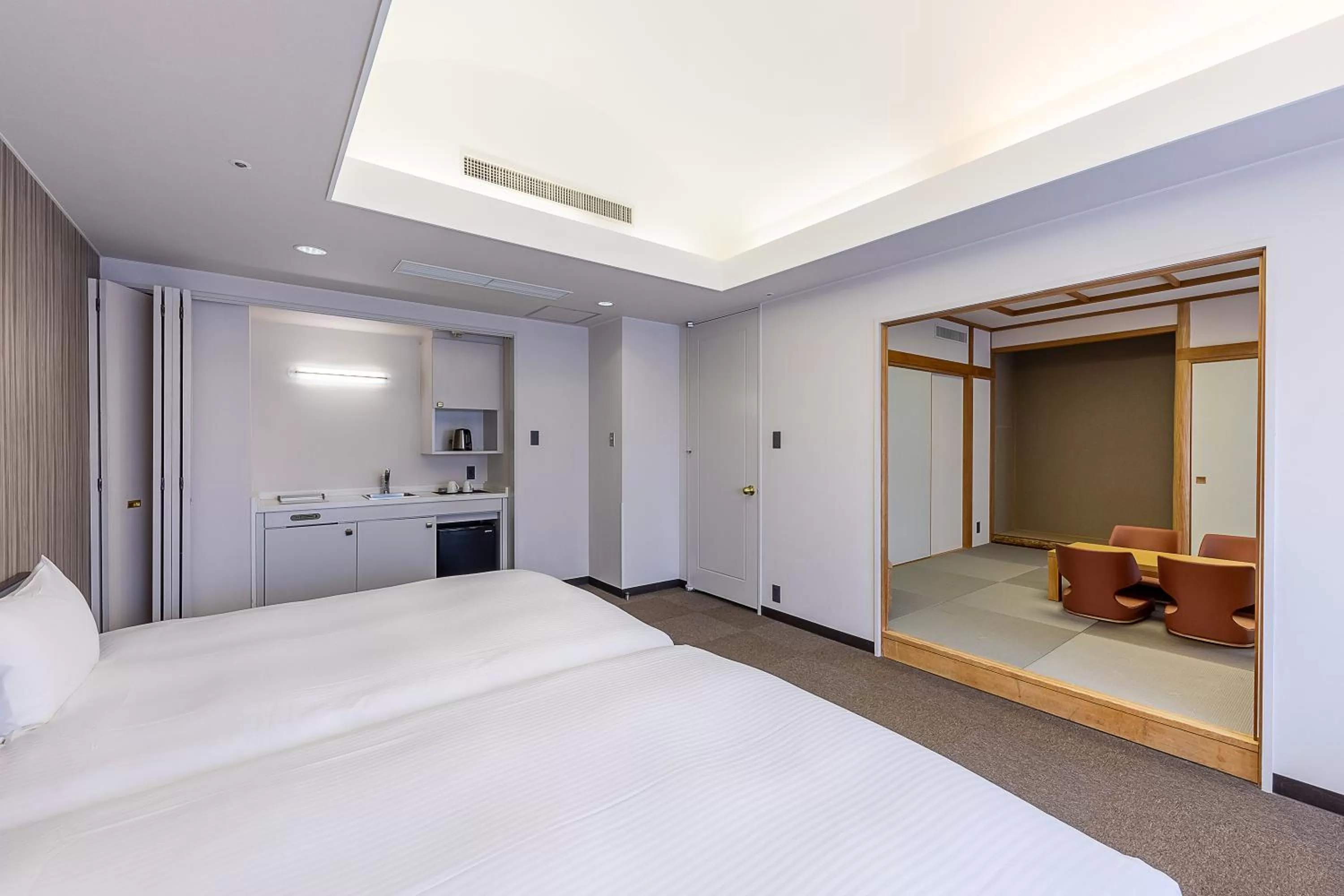 Photo of the whole room, Bed in Court Hotel Asahikawa
