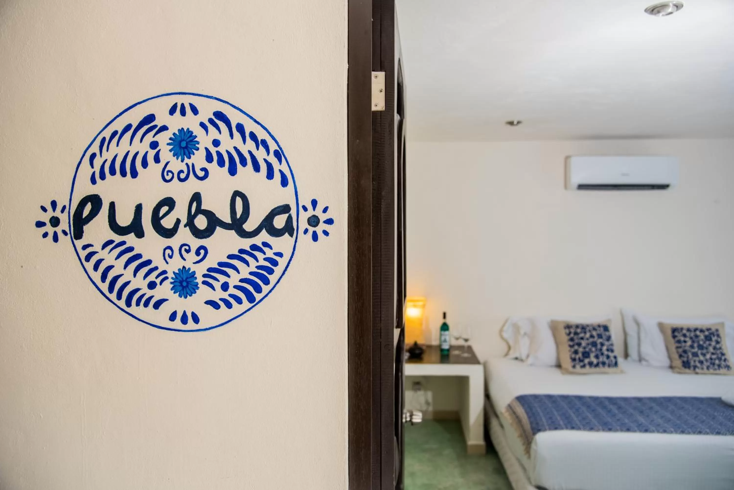 Bed in Hidalgo Boutique Rooms