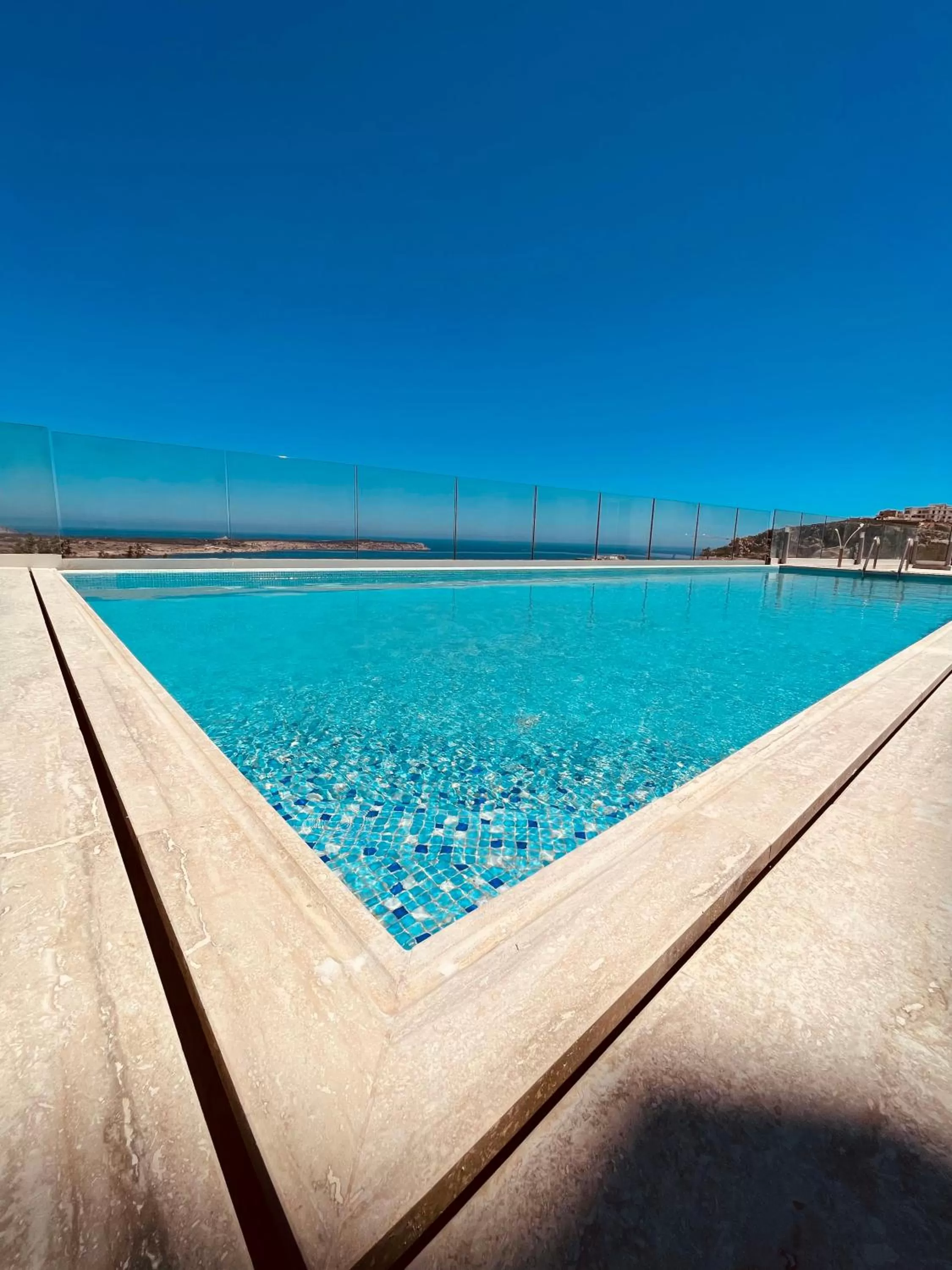 Swimming pool in Hotel VIU57