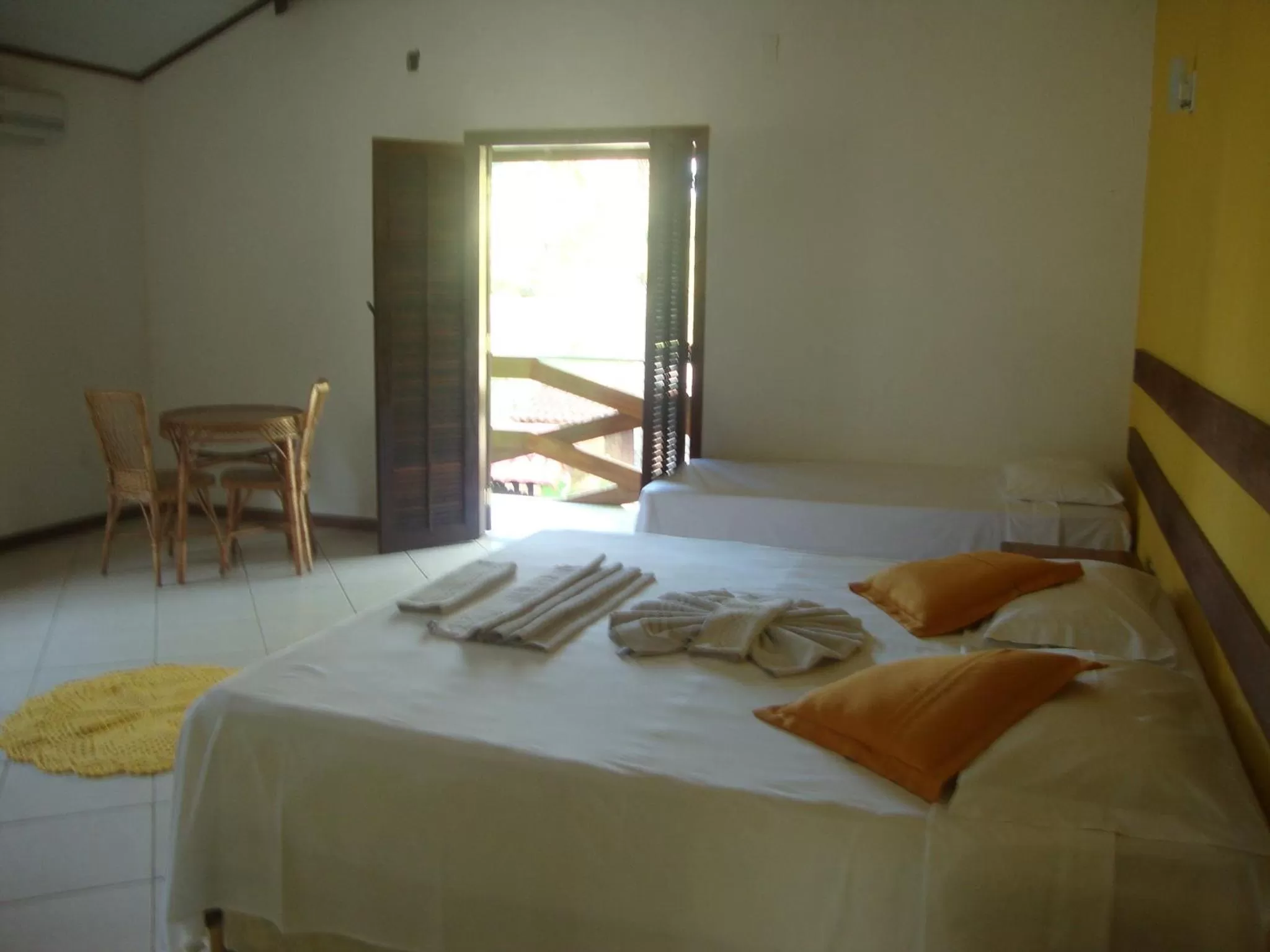 Day, Bed in Pousada Flor de Paraty