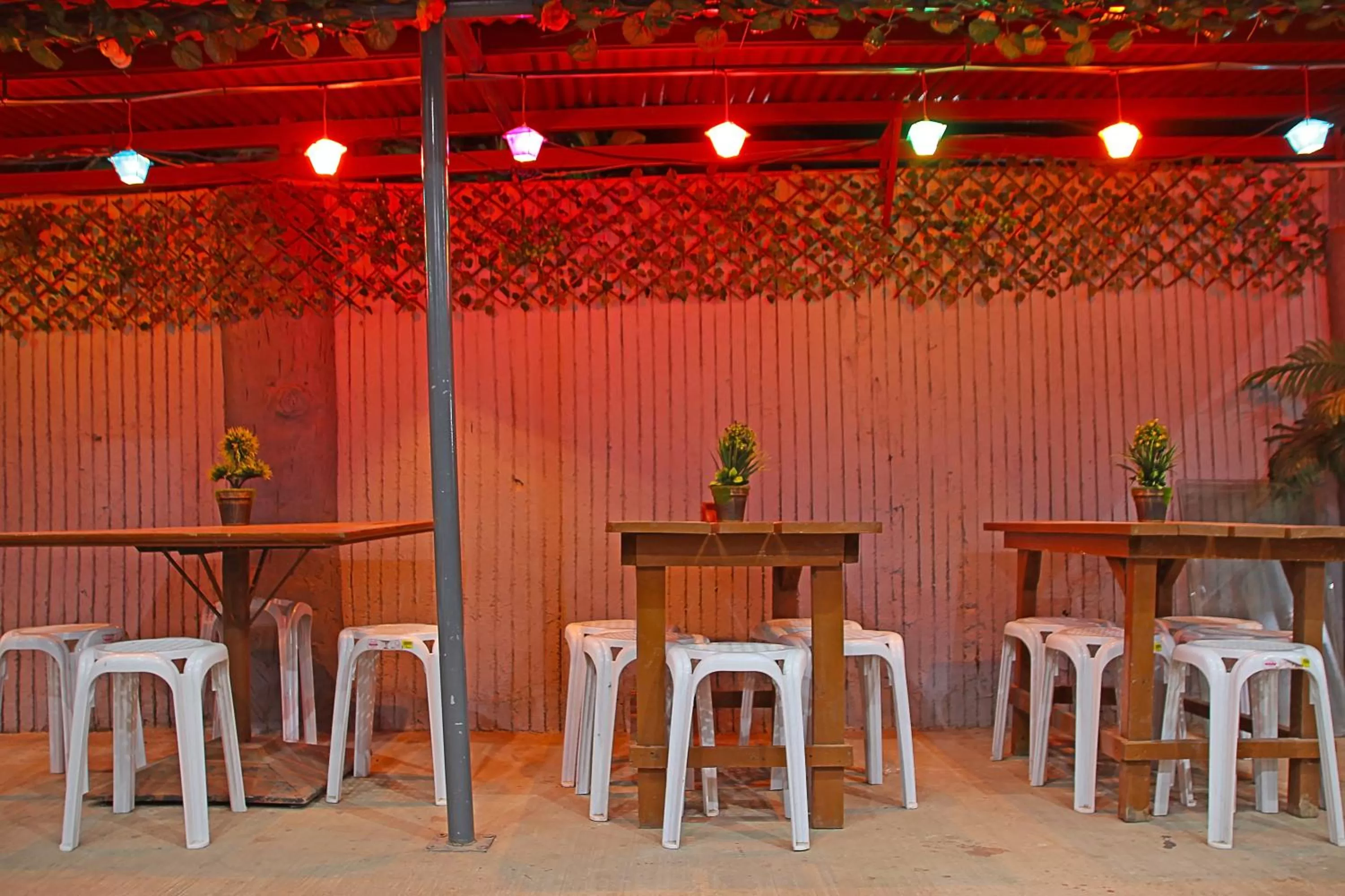 Property building in Mario's Travellers Inn