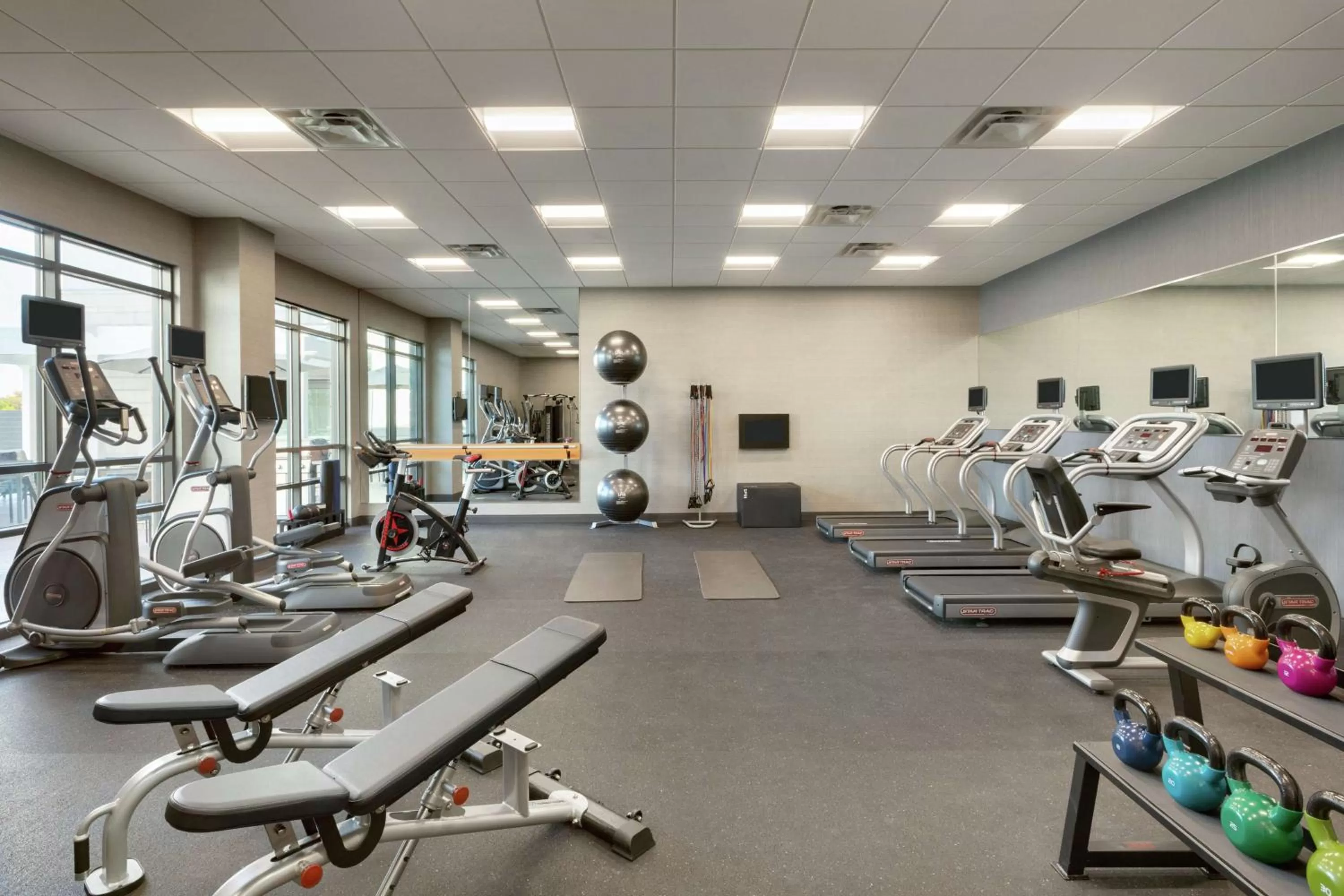 Fitness centre/facilities in Tru by Hilton Albany Crossgates Mall