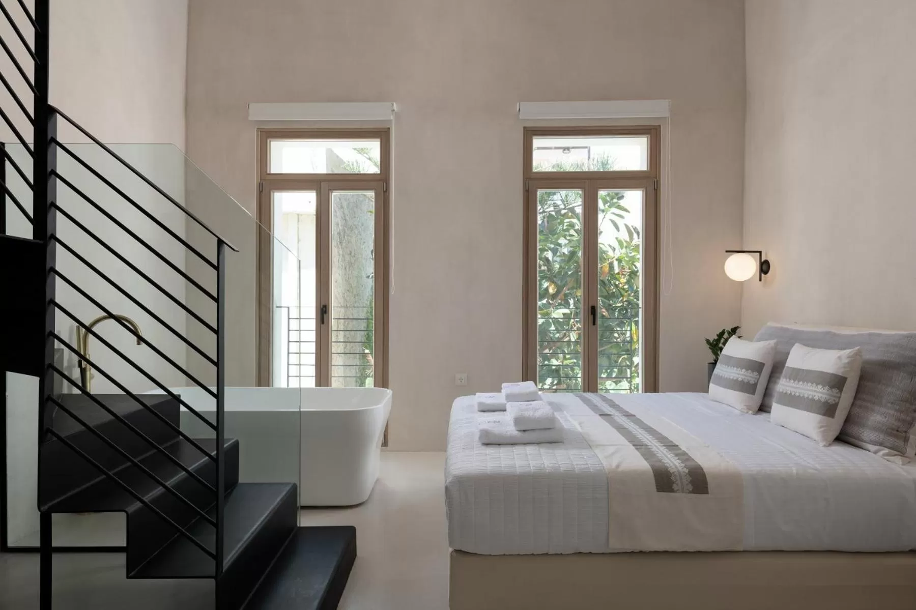 Bed in Sutor Chic Manor hotel