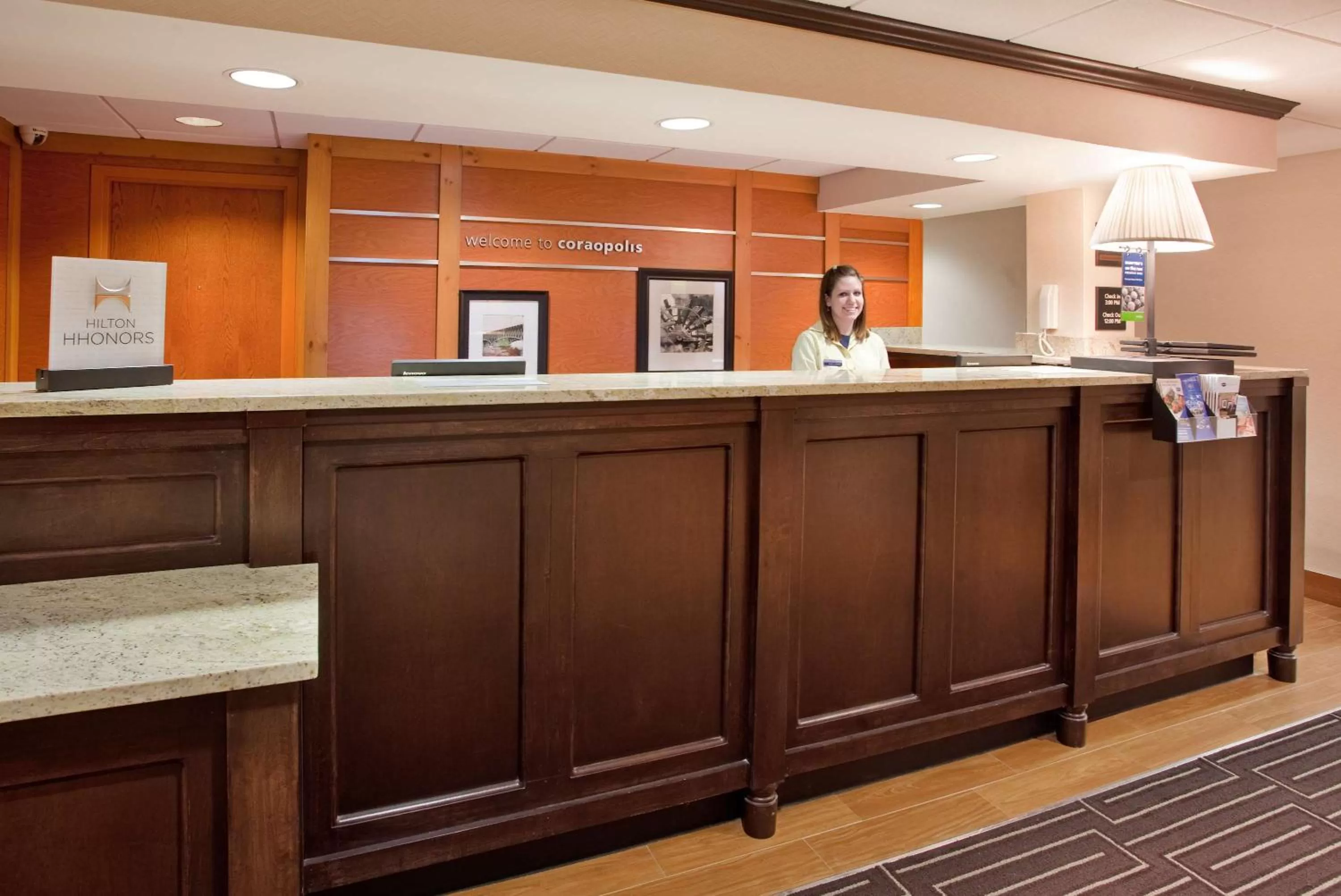 Lobby or reception in Hampton Inn Pittsburgh/Airport
