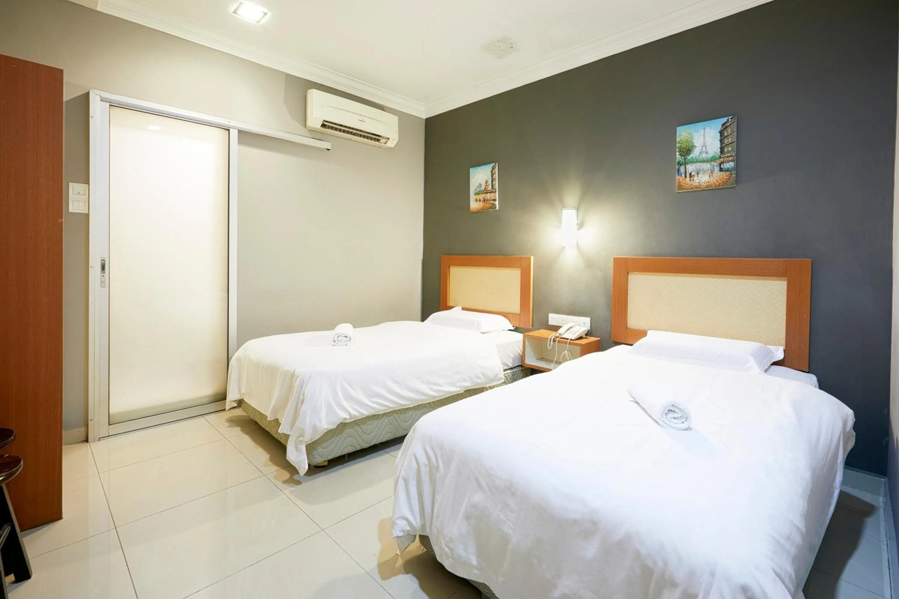 Bedroom in D'New 1 Hotel Near Sunway Pyramid, 6 Min Only