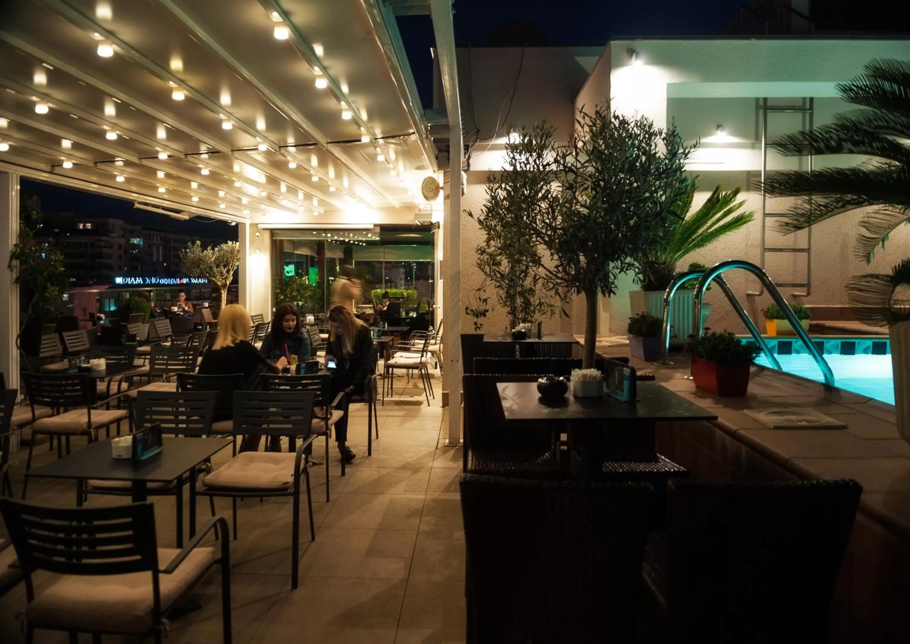 Lounge or bar in Mondial Hotel