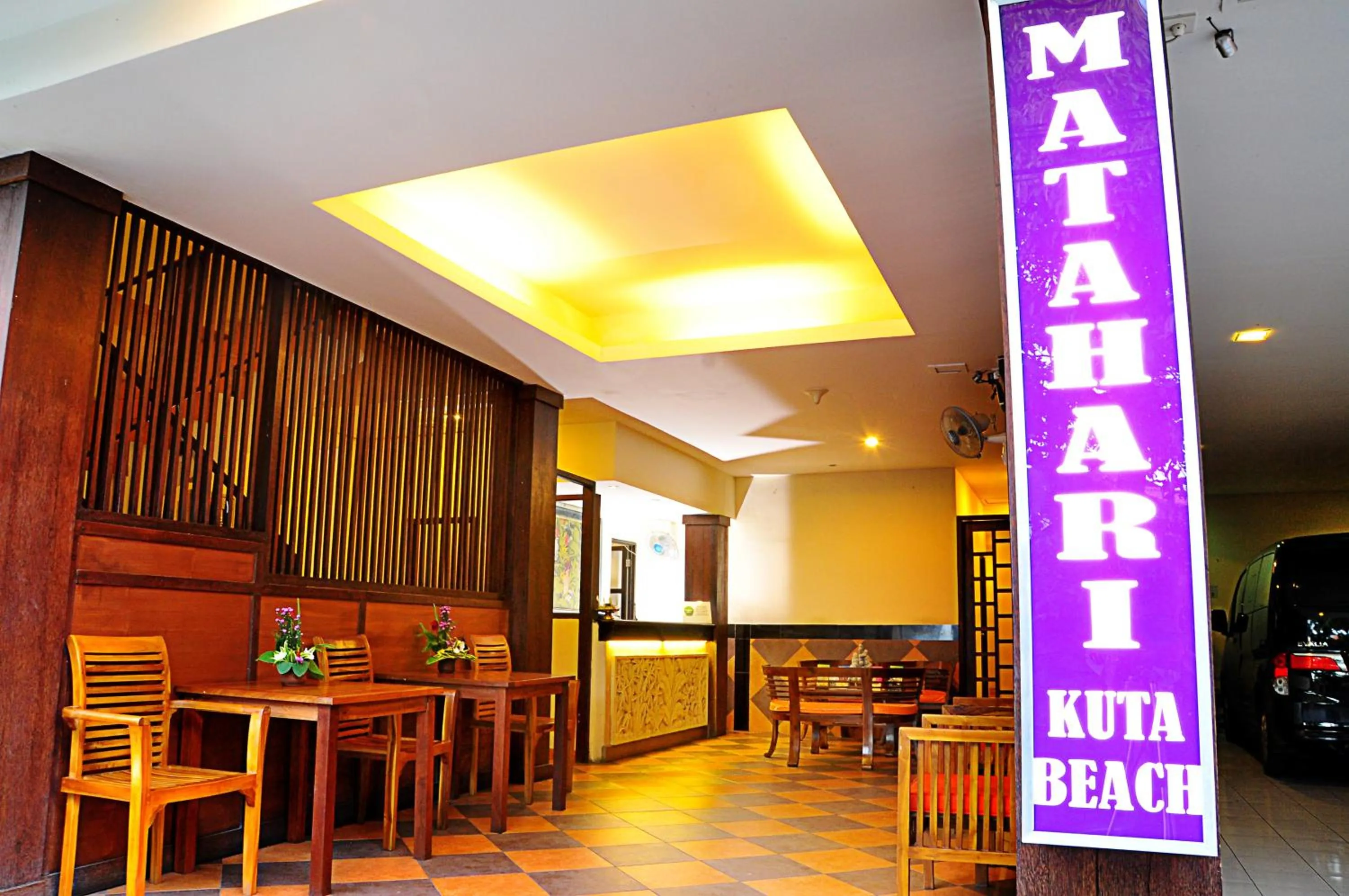 Lobby or reception in Guest House Matahari
