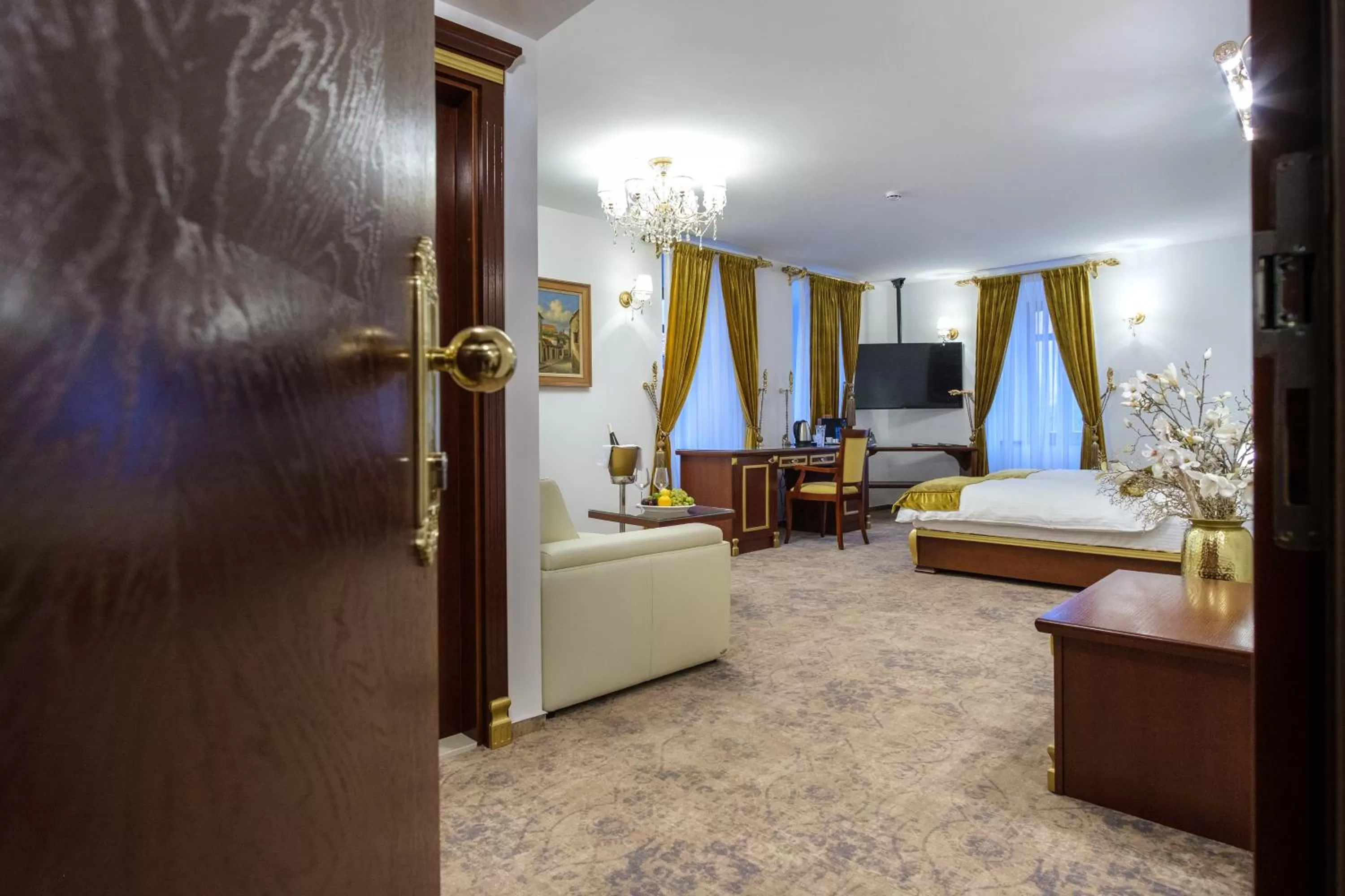 Bedroom, Bed in Integra Hotel