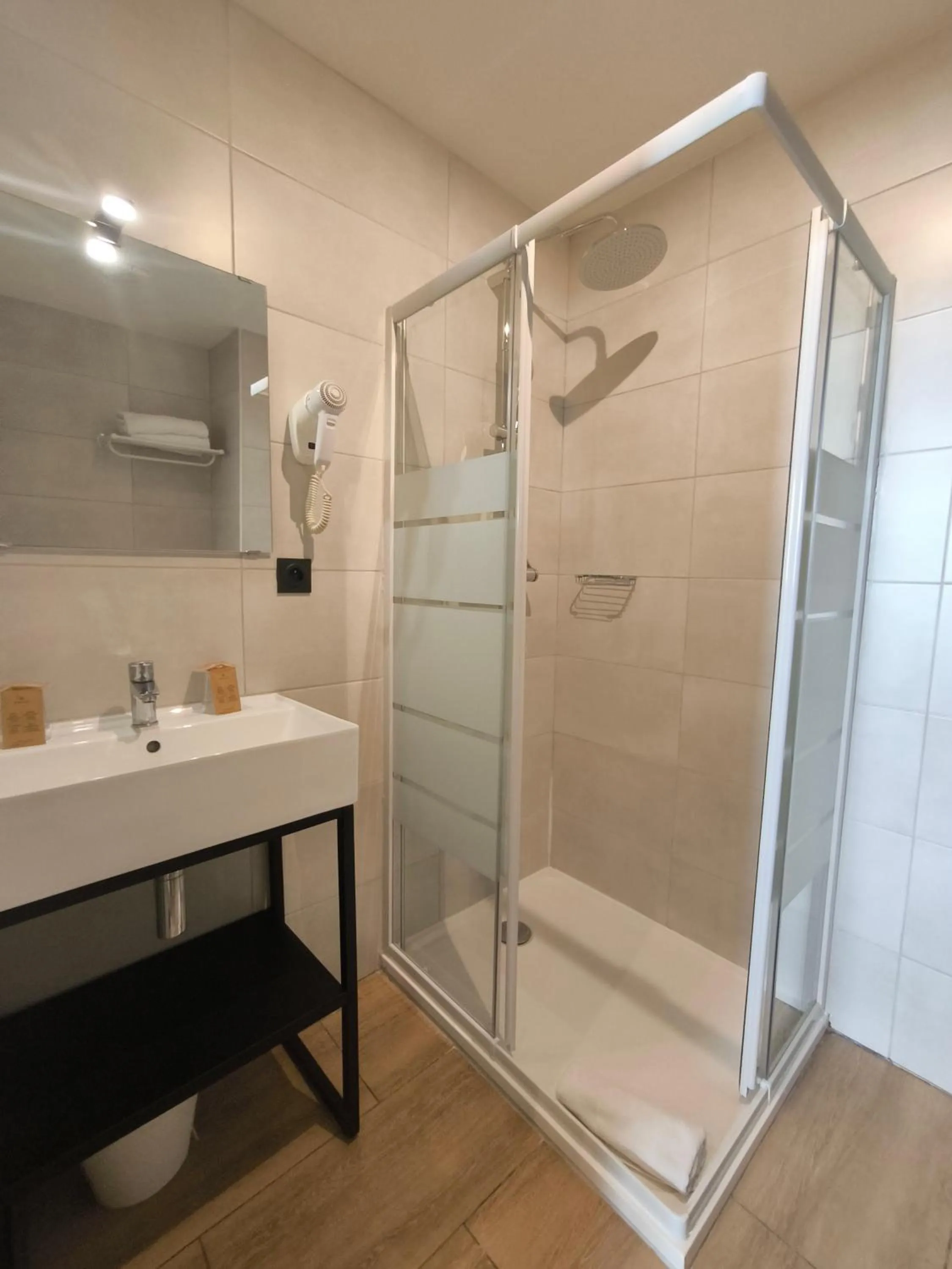 Bathroom in Hotel d'Ostende