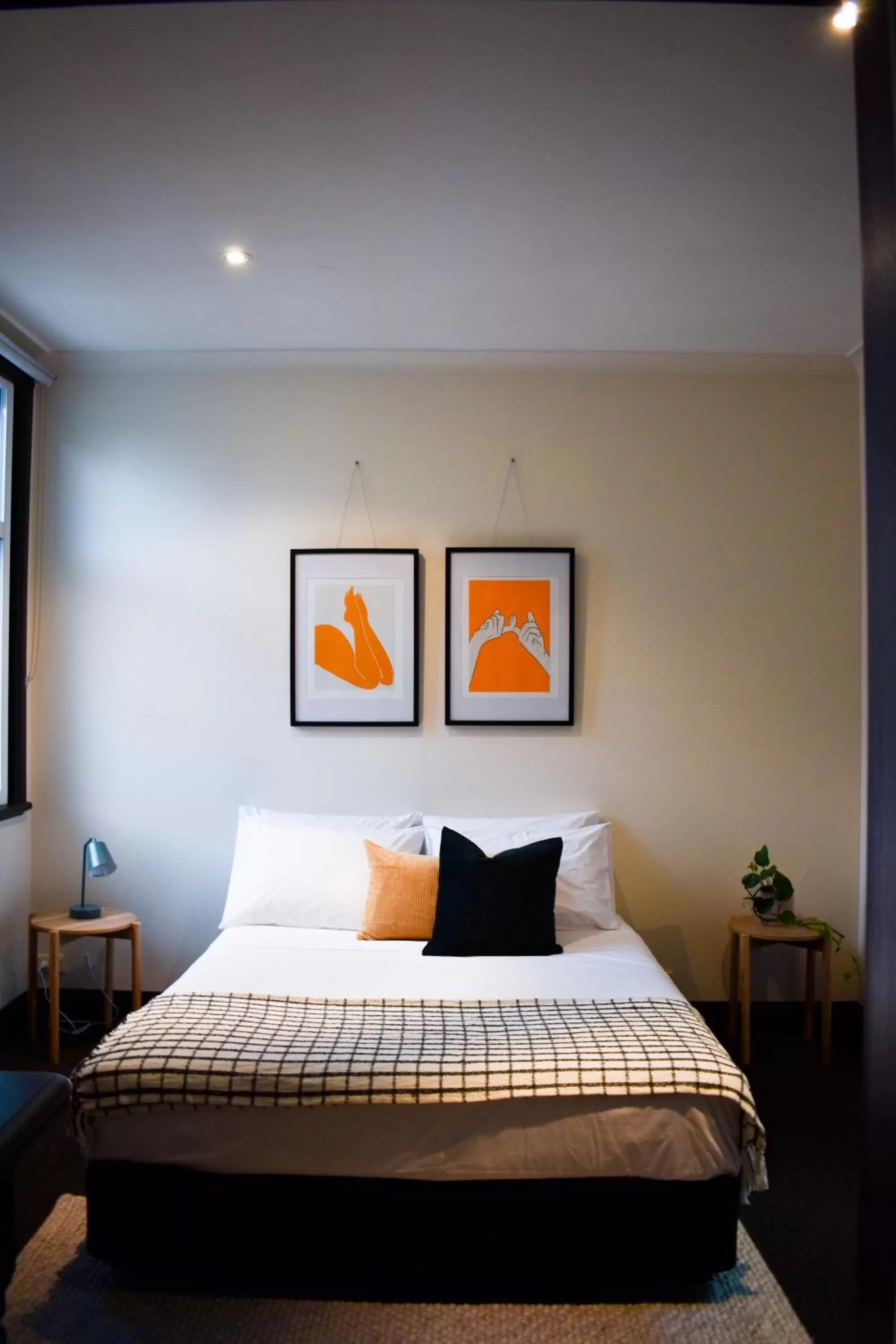 Bed in The Sherwood Hotel