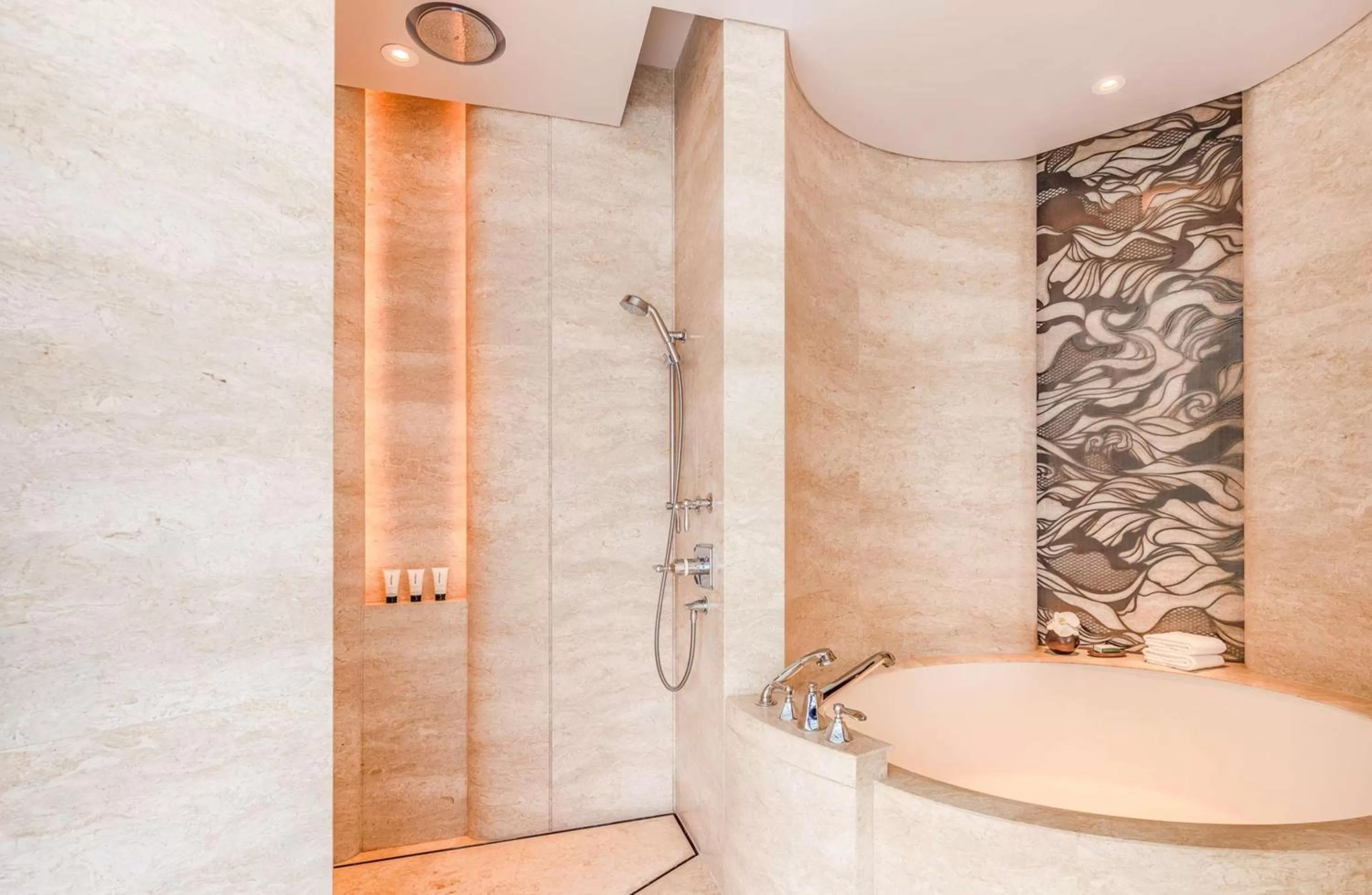 Bathroom in Waldorf Astoria Bangkok