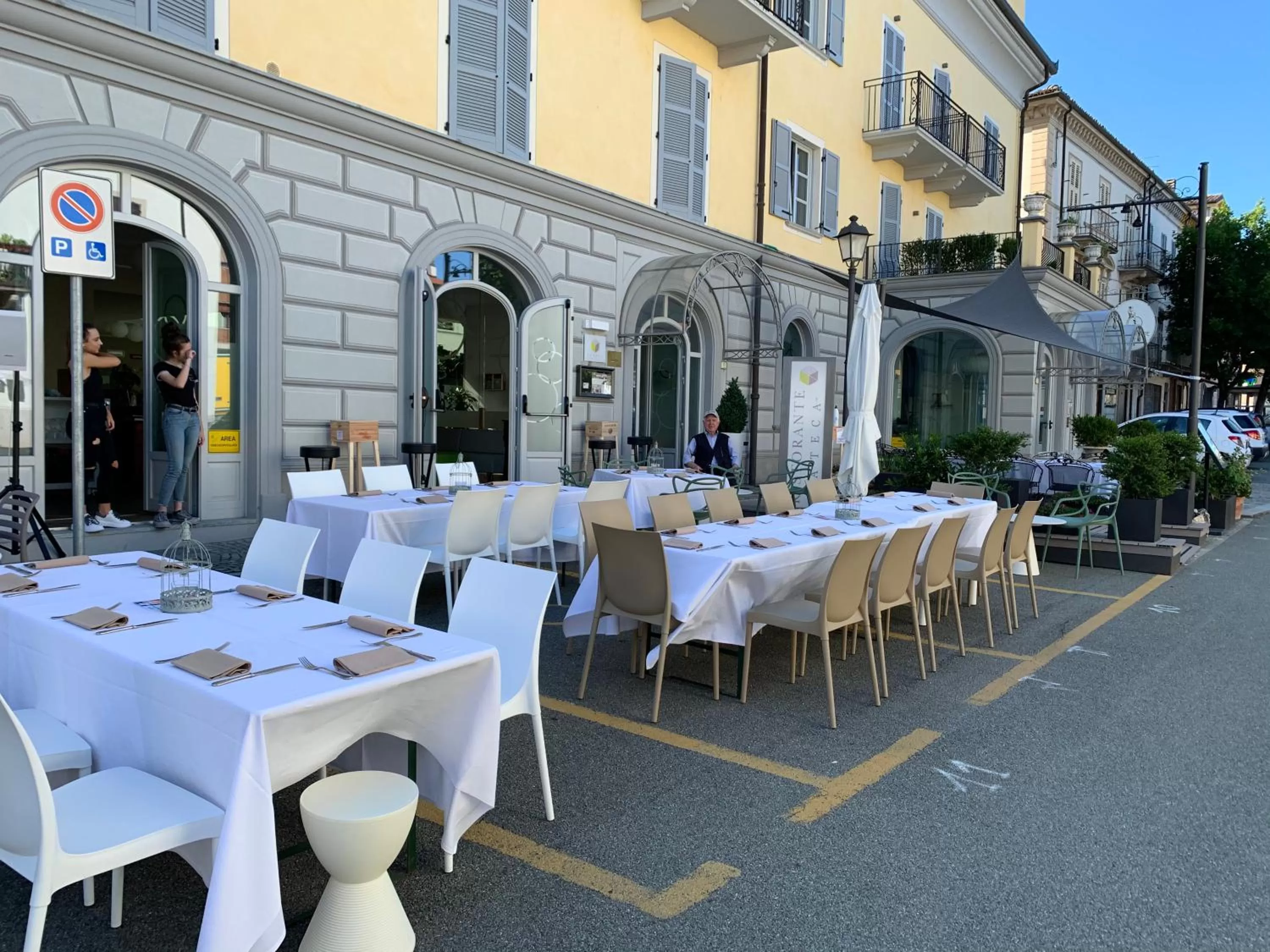 Restaurant/places to eat in Hotel Monteverde