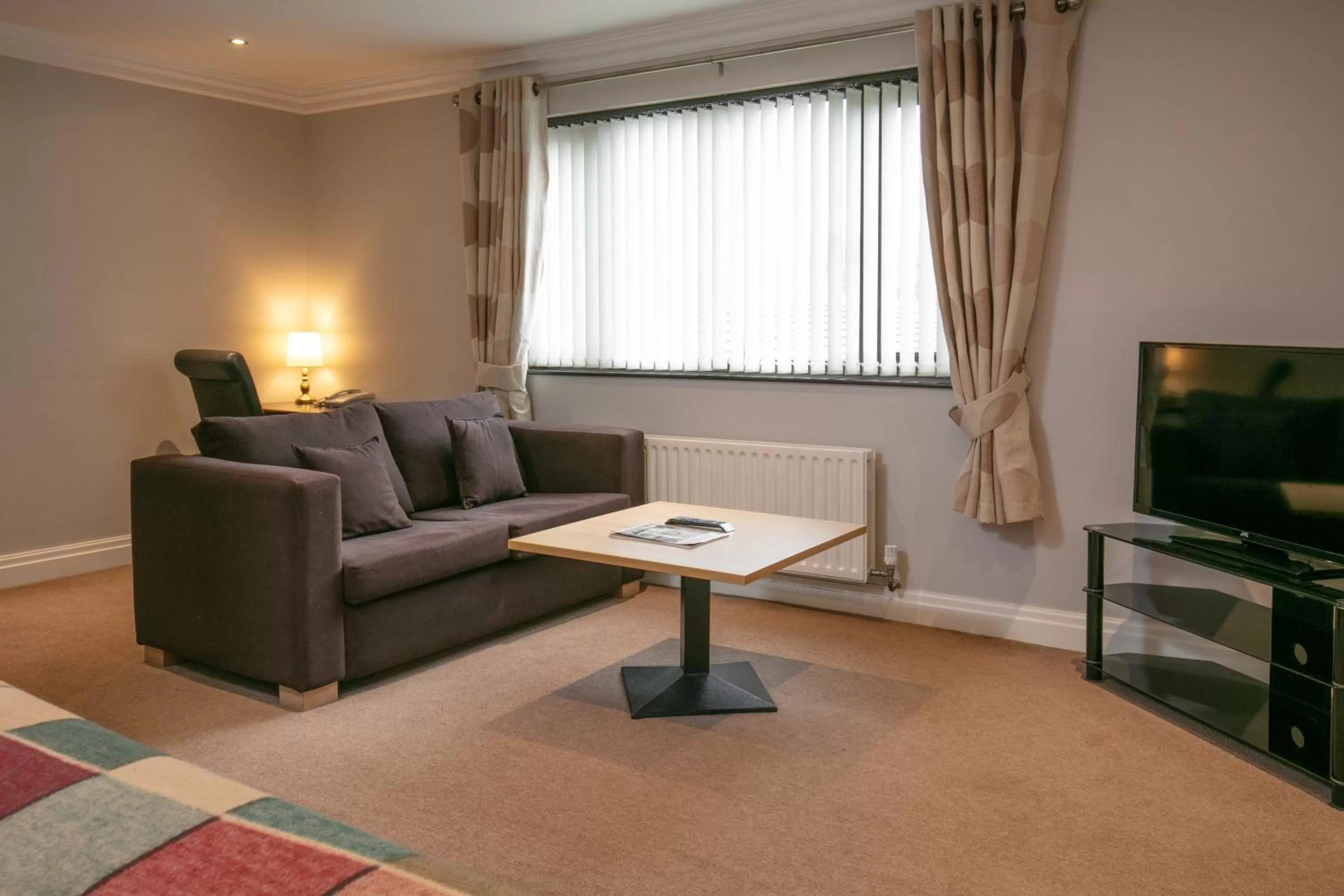 Seating area in Best Western Bradford Guide Post Hotel