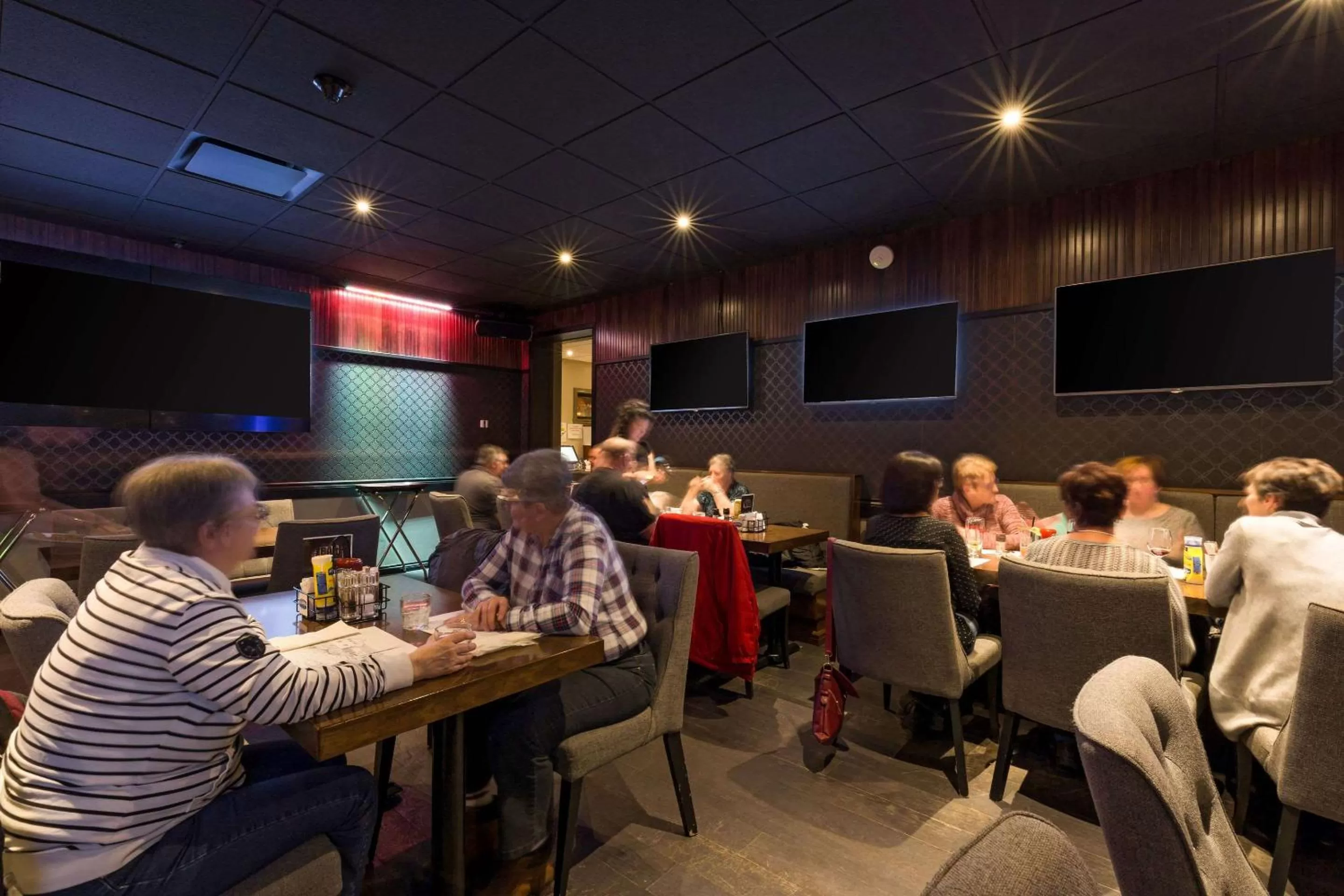 Lounge or bar in Quality Inn & Suites