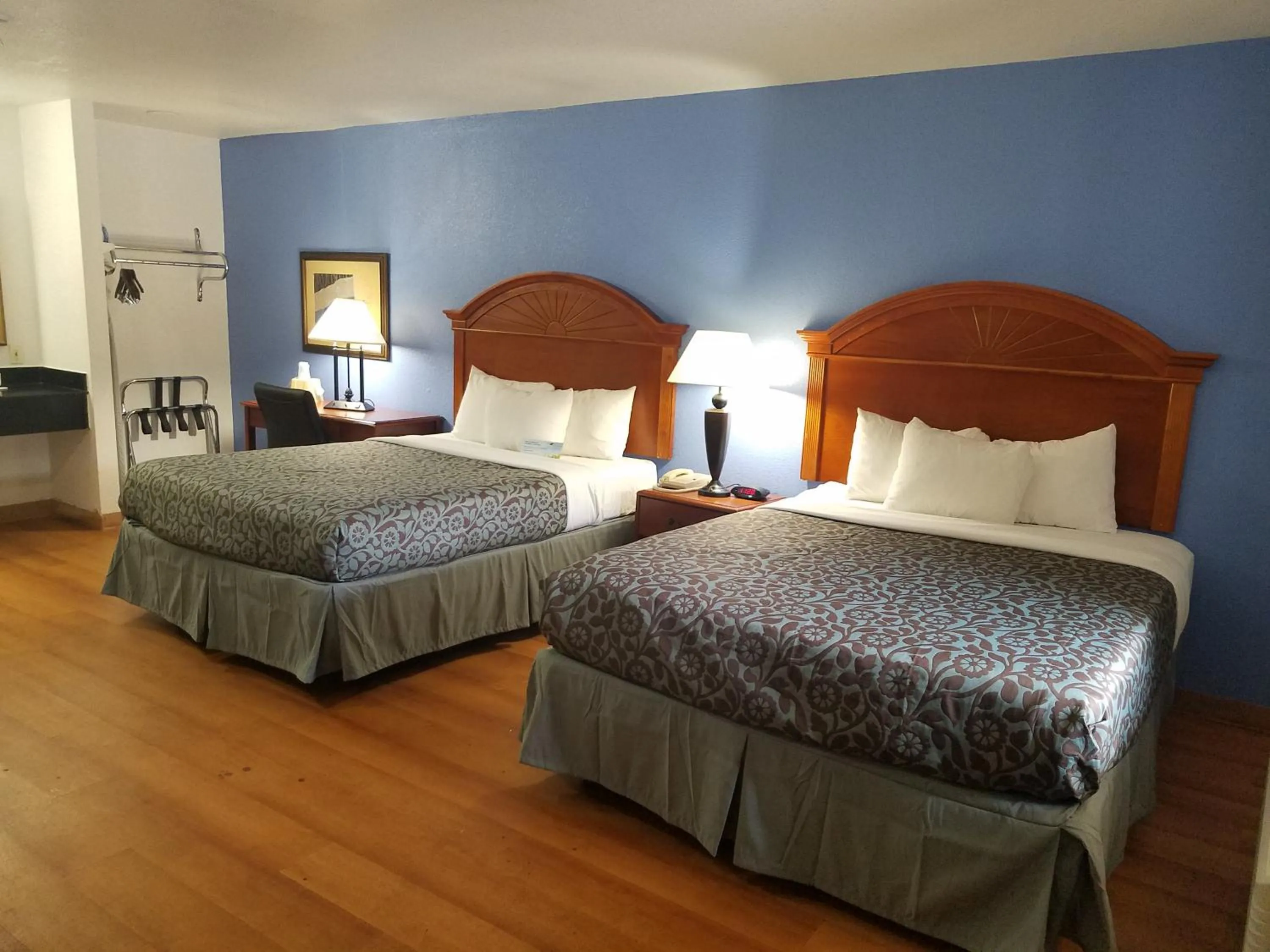 Days Inn by Wyndham Oklahoma City NW Expressway