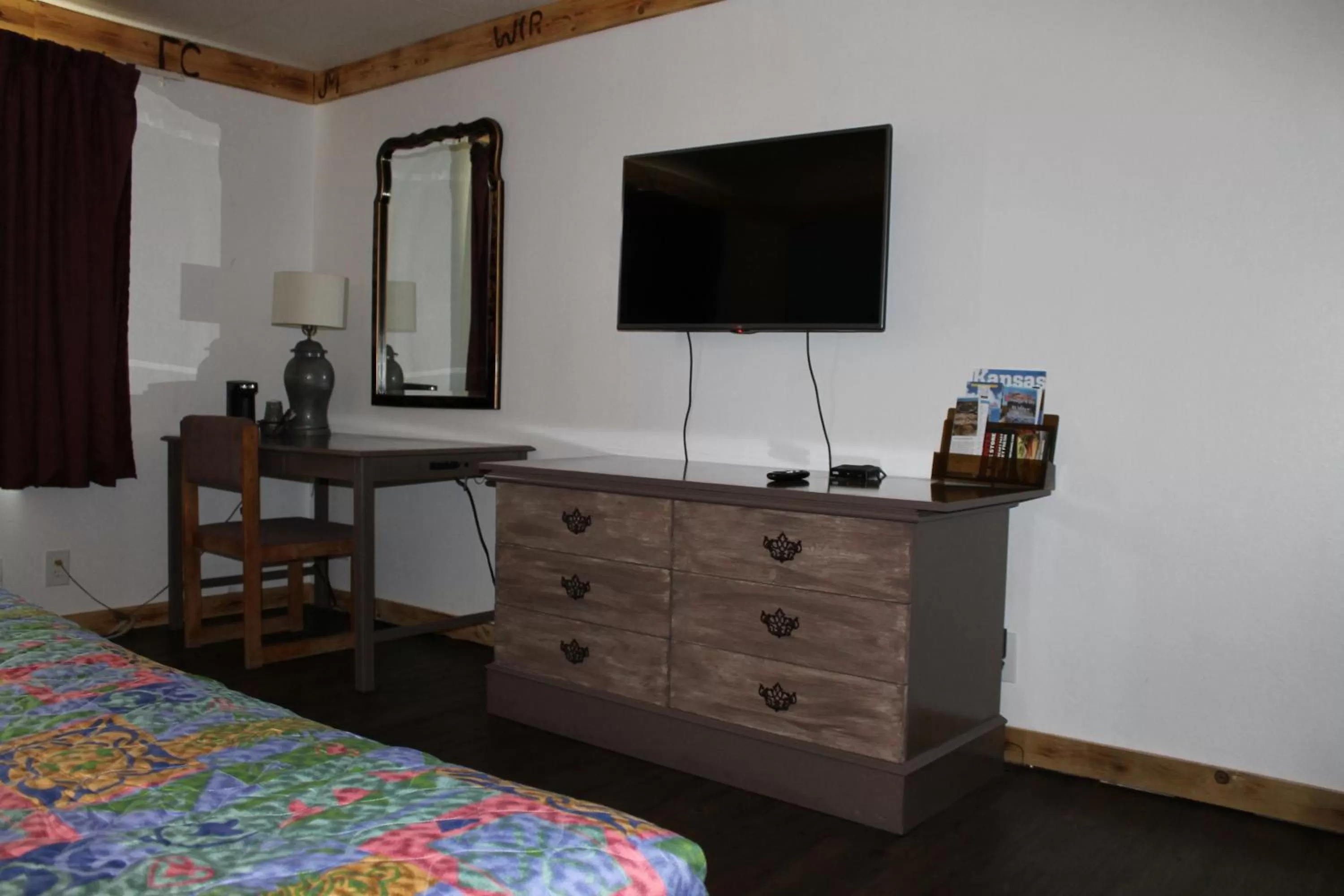 Bed in Wyatt Earp Hotel