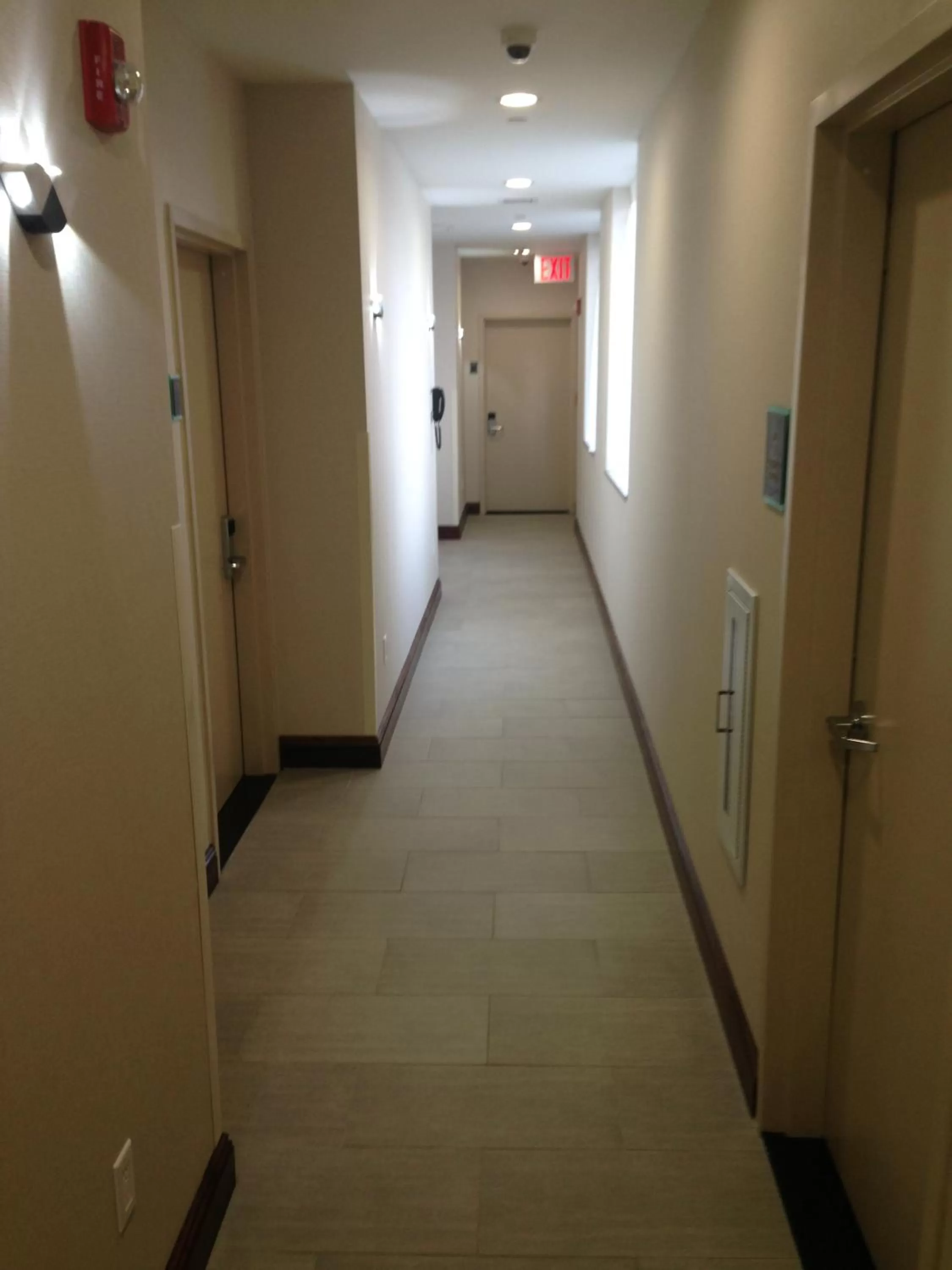 Area and facilities in Rockaway Hotel