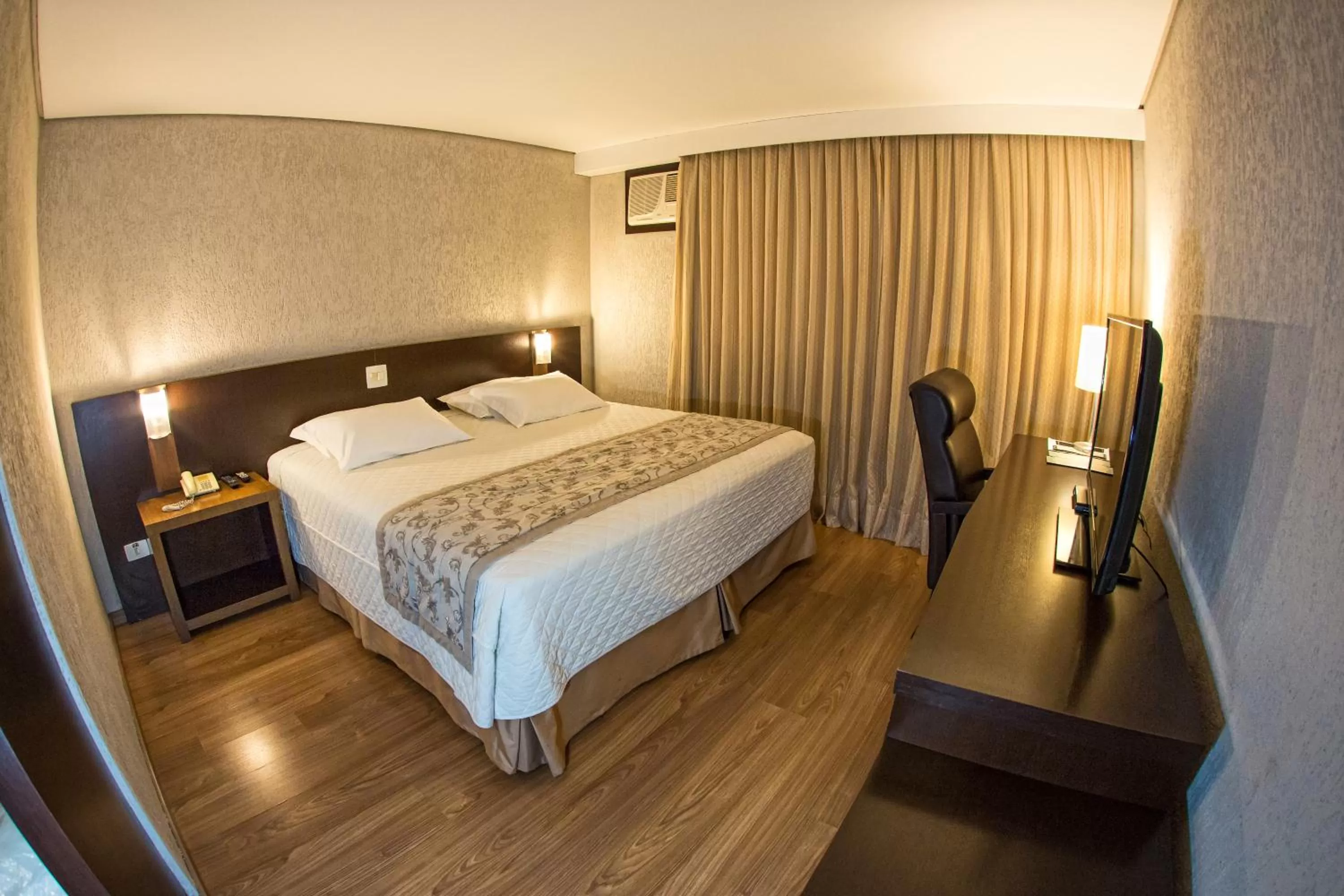 Bed in Hotel Campo Largo Comfort