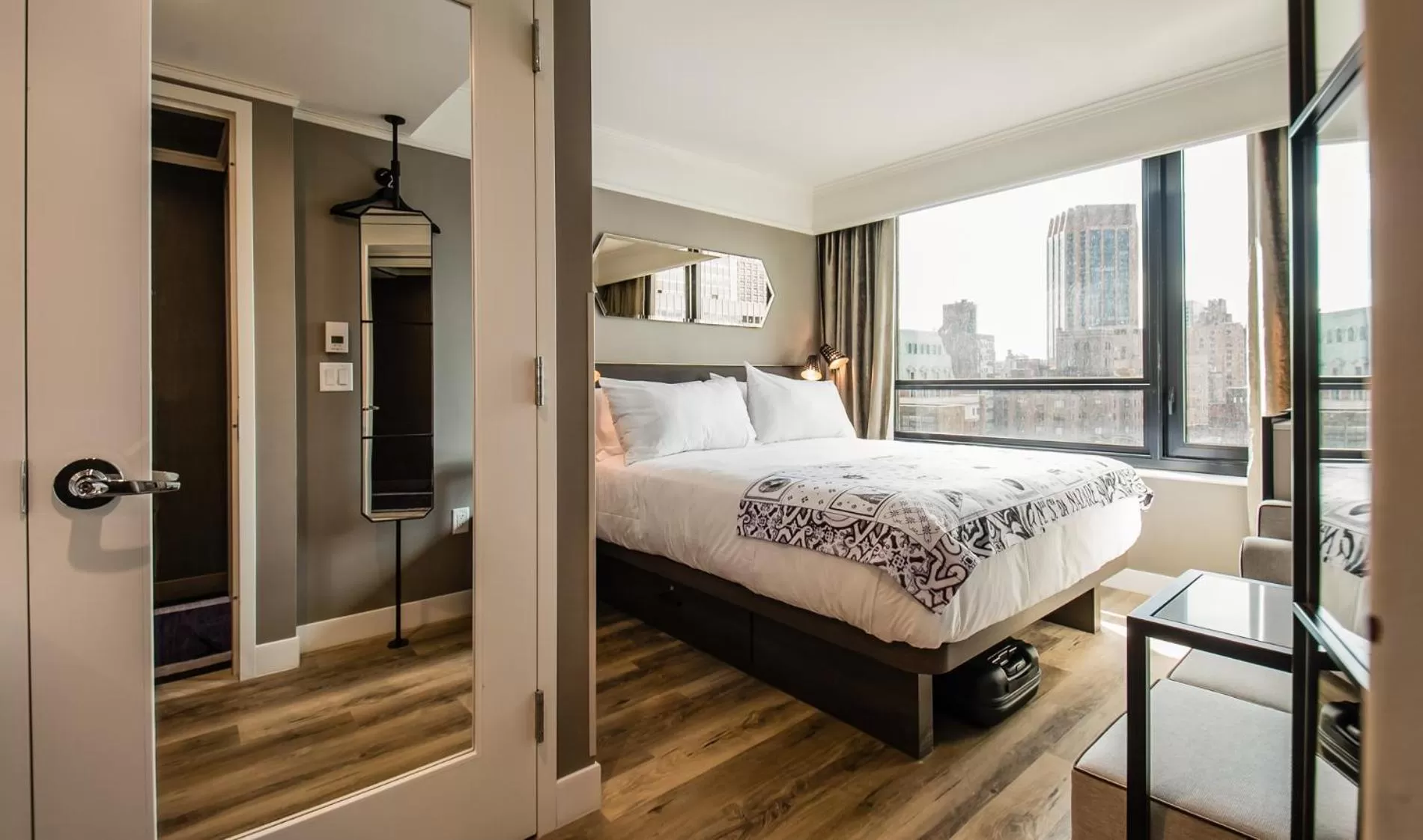 Bed in Pestana Park Avenue