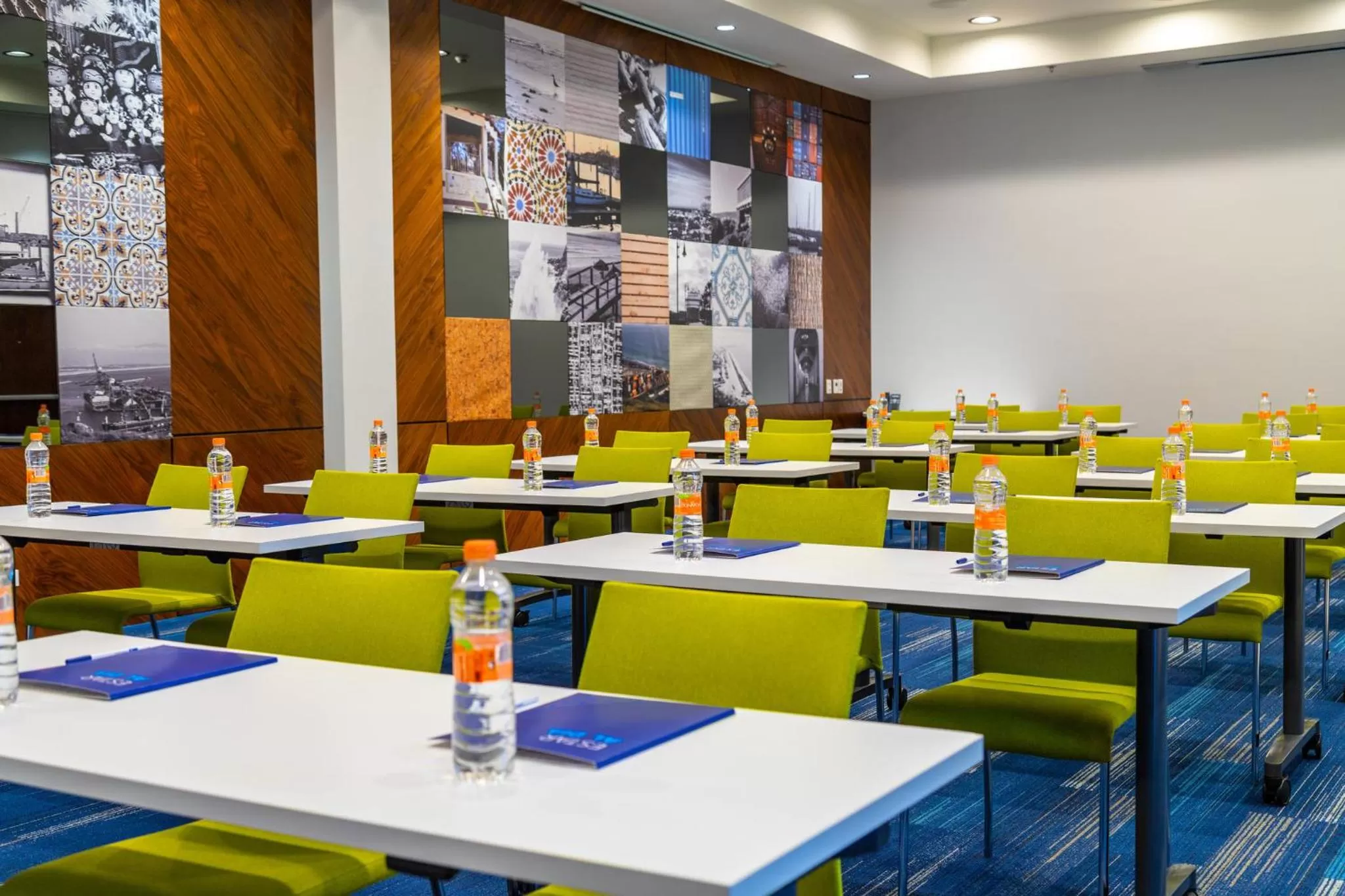 Meeting/conference room in Holiday Inn Express & Suites - Ensenada Centro by IHG