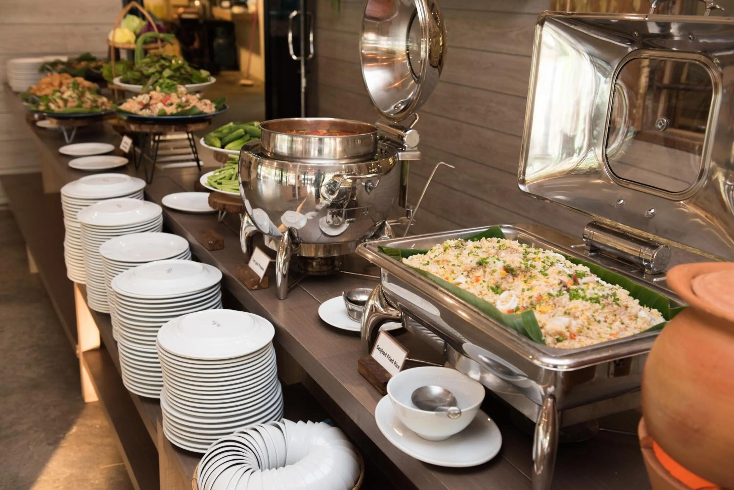 Food and drinks in Naina Resort & Spa - SHA Extra Plus