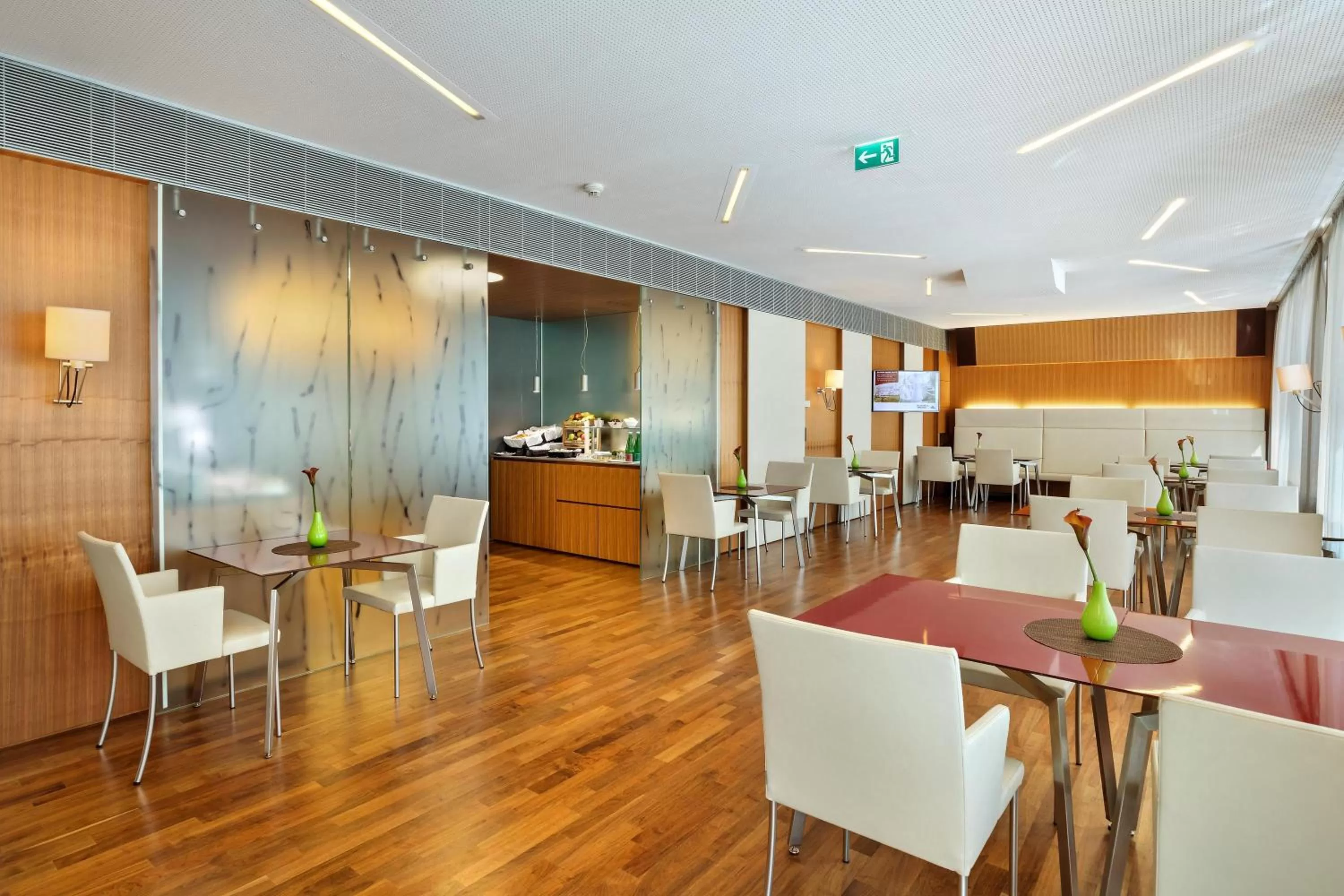 Restaurant/places to eat in Austria Trend Hotel Europa Wien