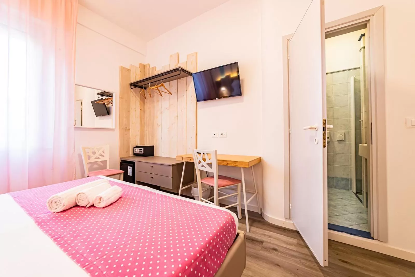 Bedroom, Bed in Hotel Majorca