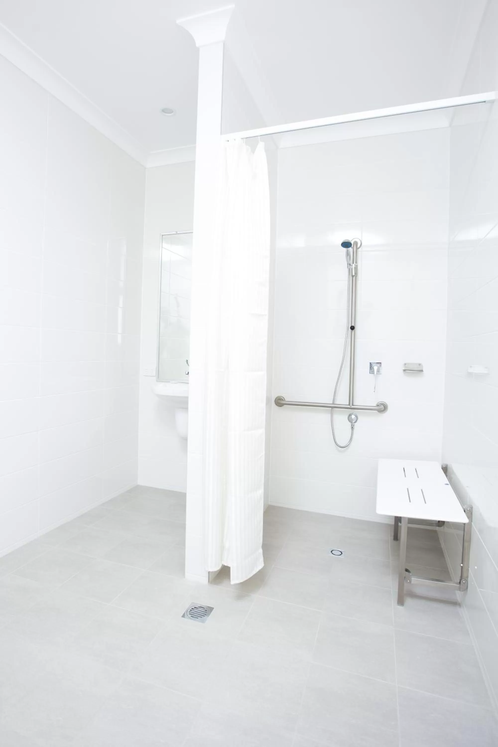 Food and drinks in Altitude Motel Apartments